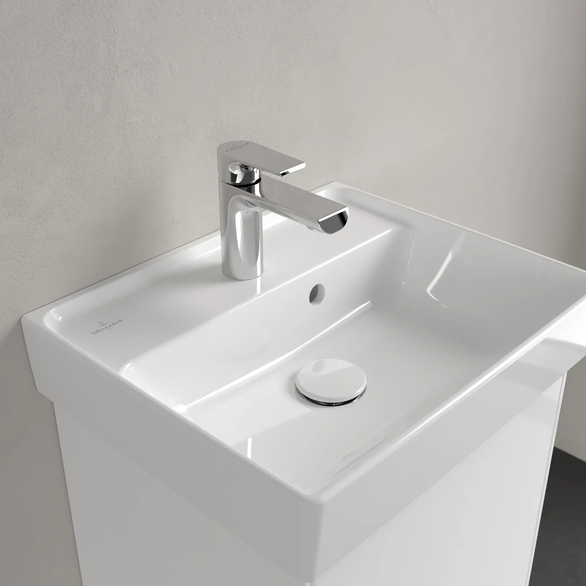Villeroy & Boch Handwaschbecken aus TitanCeram „Collaro“ 450 × 370 × 150 mm, mit Hahnlochbohrung, Hahnlochposition mittig in Weiß Alpin Villeroy & Boch Handwaschbecken aus TitanCeram „Collaro“ 450 × 370 × 150 mm, mit Hahnlochbohrung, Hahnlochposition mittig in Weiß Alpin