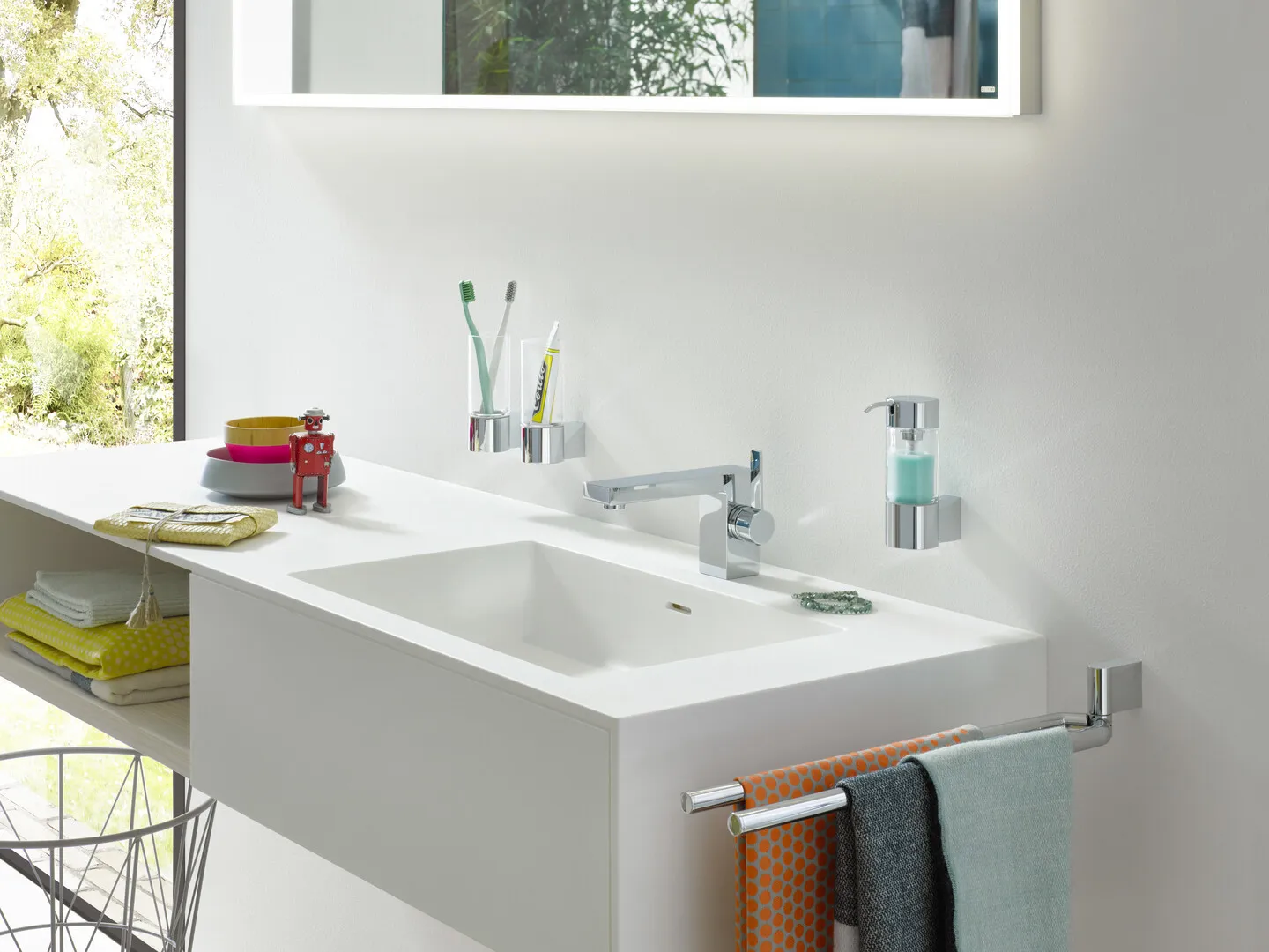 emco Glashalter „system 2“ in chrom, Befestigung verdeckt emco Glashalter „system 2“ in chrom, Befestigung verdeckt