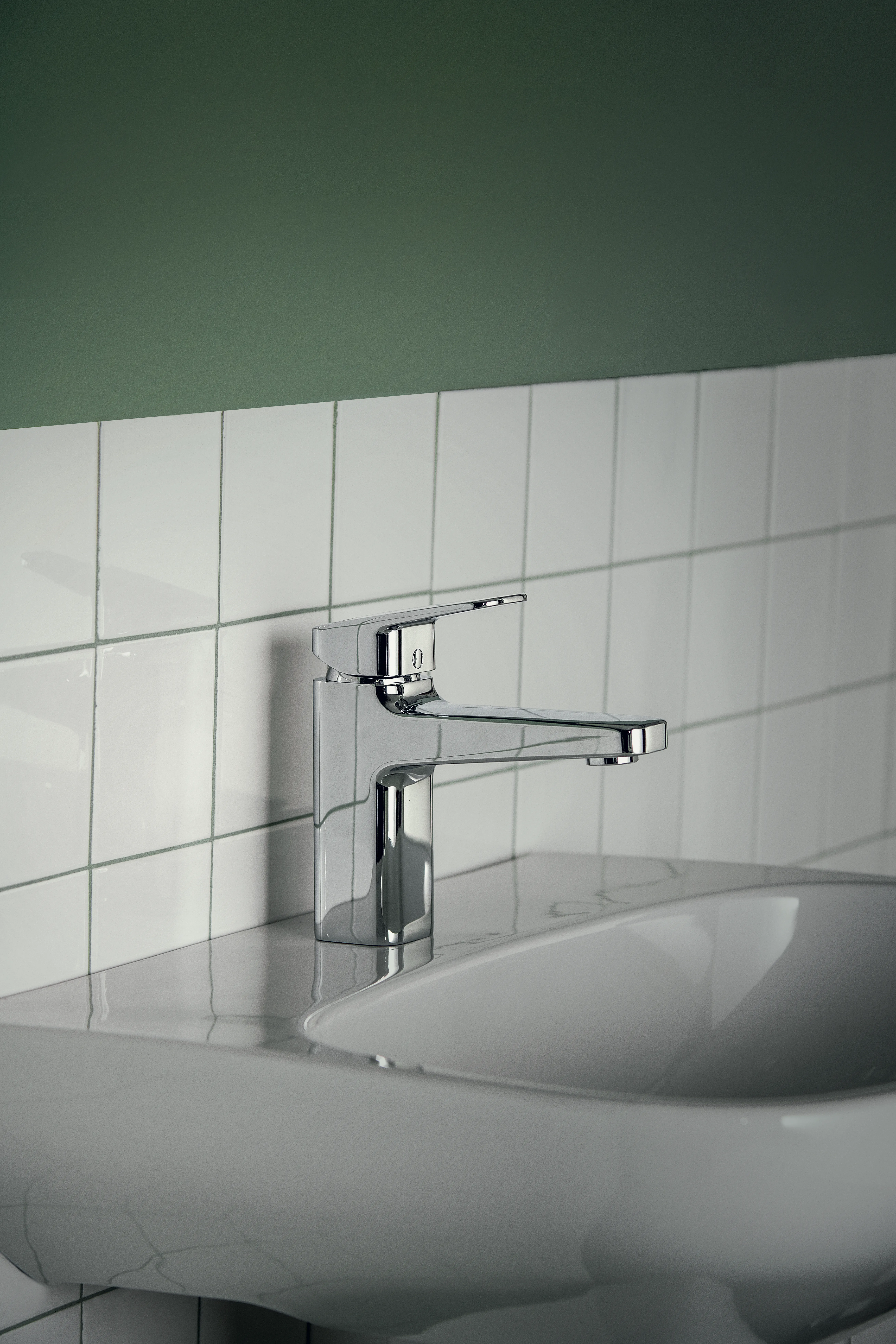 Waschbecken „i.lifeA“ 55 × 44 × 18 cm, Hahnlochposition mittig Waschbecken „i.lifeA“ 55 × 44 × 18 cm, Hahnlochposition mittig