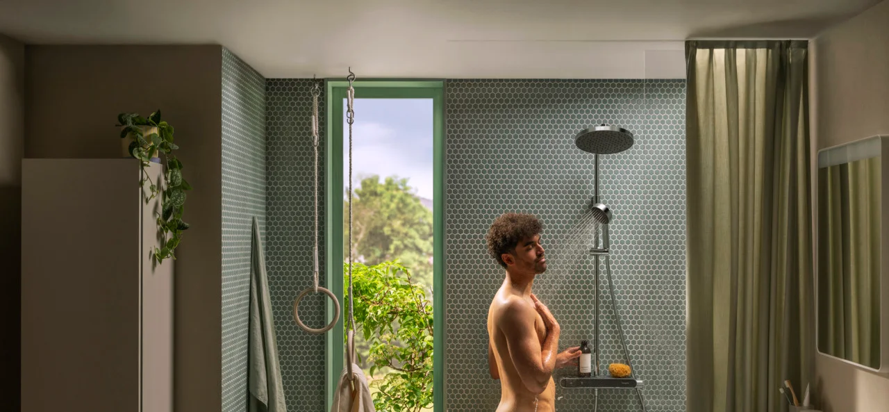Activera S Showerpipe 240 1jet EcoSmart mit ShowerTablet Select 360 Varia, Oberfläche: Chrom