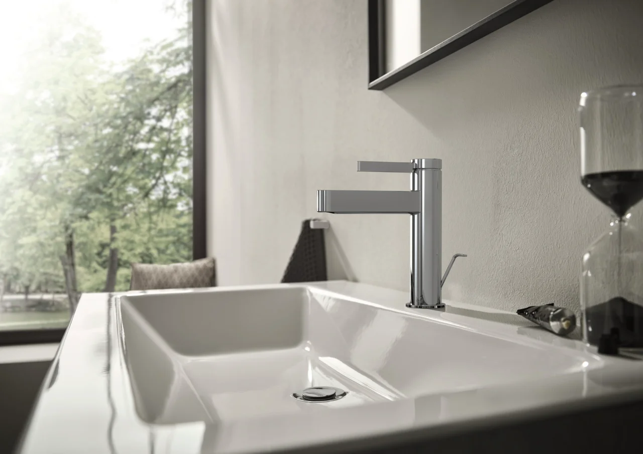 Hansgrohe Finoris Einhebel-Waschtischmischer 110 CoolStart mit Zugstangen-Ablaufgarnitur, Chrom, Ausladung 139 mm, Auslaufhöhe 113 mm Hansgrohe Finoris Einhebel-Waschtischmischer 110 CoolStart mit Zugstangen-Ablaufgarnitur, Chrom, Ausladung 139 mm, Auslaufhöhe 113 mm