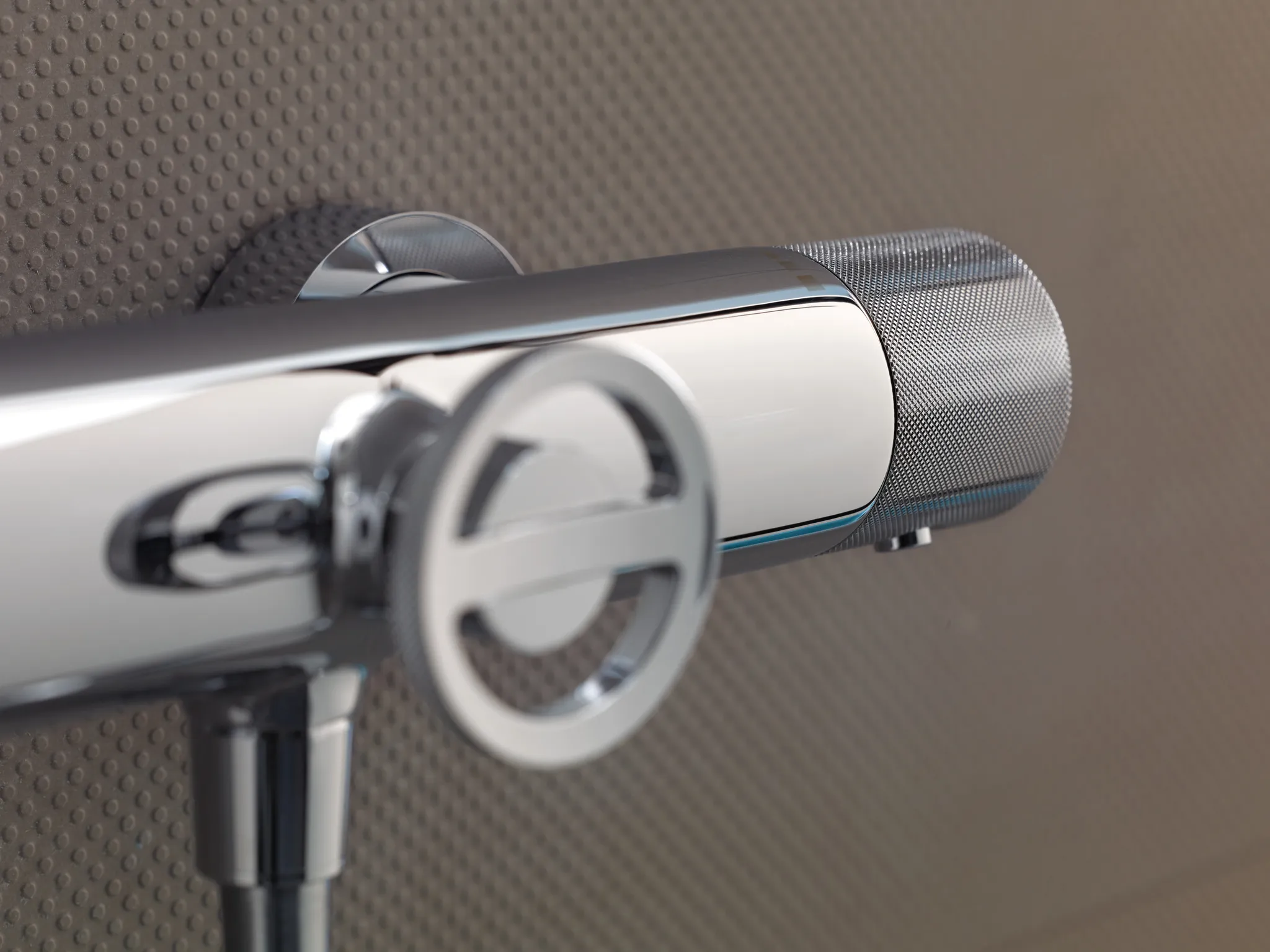 Hansgrohe AXOR Showers/Front Showerpipe mit Thermostat und Kopfbrause 240 2jet, Chrom Hansgrohe AXOR Showers/Front Showerpipe mit Thermostat und Kopfbrause 240 2jet, Chrom