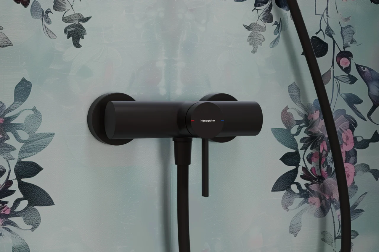 Hansgrohe Zesis S Einhebel-Brausemischer Aufputz mattschwarz, Stichmaß 150 ± 12 mm, max. Durchflussmenge 12 l/min bei 3 bar, Keramikmischsystem, Temperaturbegrenzung einstellbar, Rückflussverhinderer, Schalldämpfer, Anschluss DN15 Hansgrohe Zesis S Einhebel-Brausemischer Aufputz mattschwarz, Stichmaß 150 ± 12 mm, max. Durchflussmenge 12 l/min bei 3 bar, Keramikmischsystem, Temperaturbegrenzung einstellbar, Rückflussverhinderer, Schalldämpfer, Anschluss DN15
