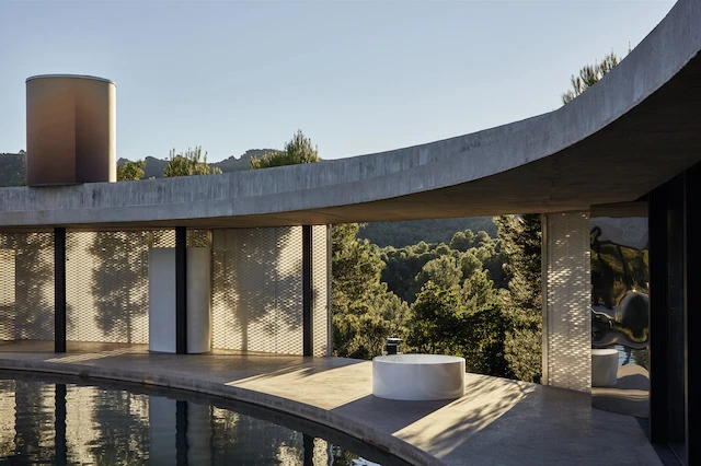 Bette rund Badewanne „BettePond Silhouette“ in Stone Bette rund Badewanne „BettePond Silhouette“ in Stone
