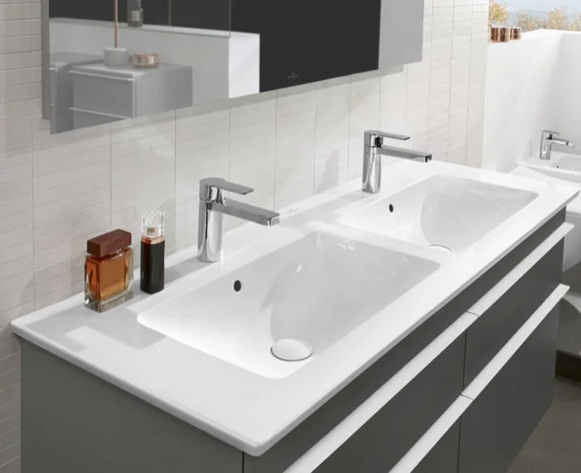 Villeroy & Boch Venticello Schrank-Doppelwaschtisch 1300x500mm Rechteck Weiß Alpin CeramicPlus Villeroy & Boch Venticello Schrank-Doppelwaschtisch 1300x500mm Rechteck Weiß Alpin CeramicPlus