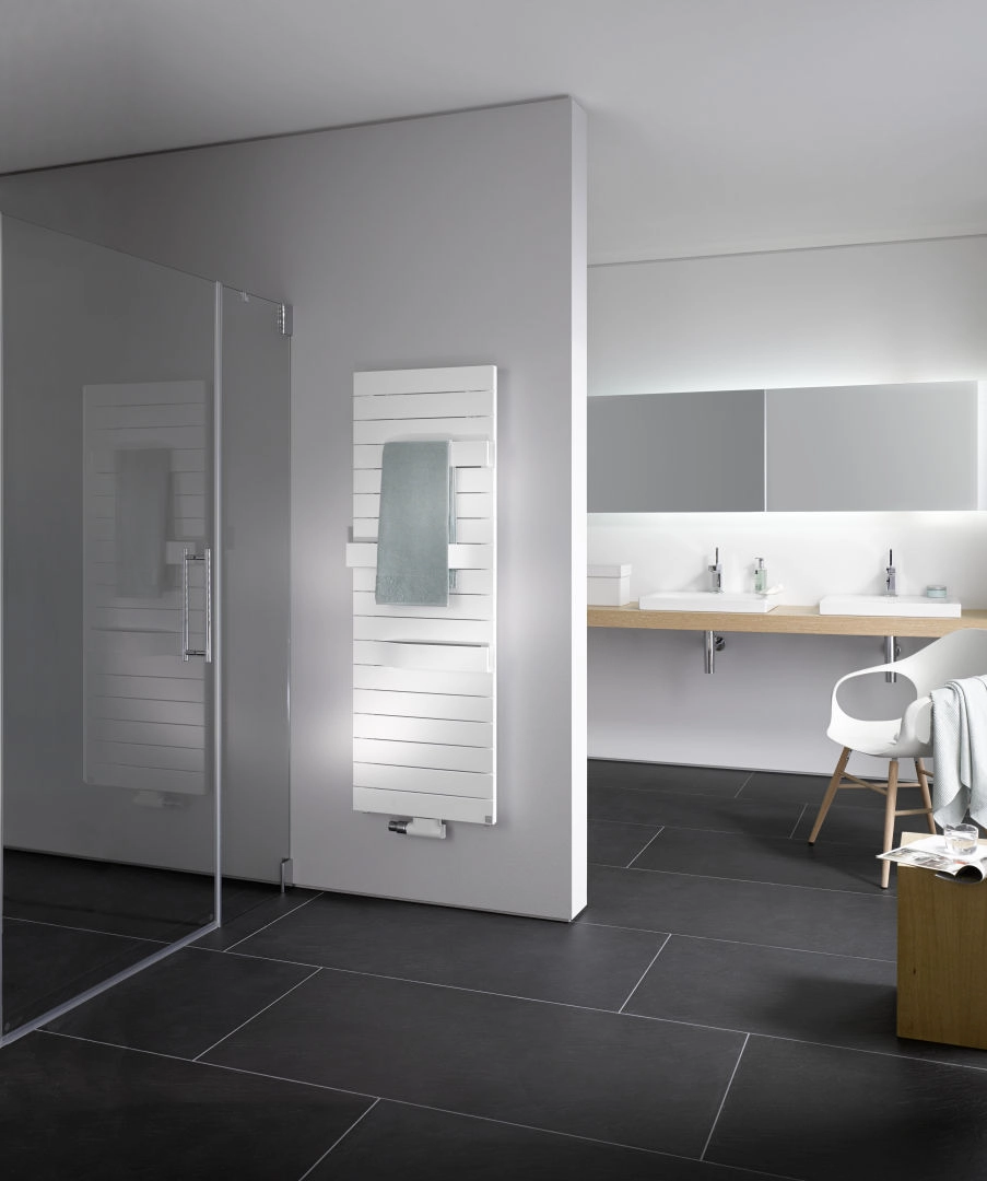 Kermi Design-Heizkörper „Tabeo®“ 60 × 143,7 cm in Weiß (RAL 9016) Kermi Design-Heizkörper „Tabeo®“ 60 × 143,7 cm in Weiß (RAL 9016)