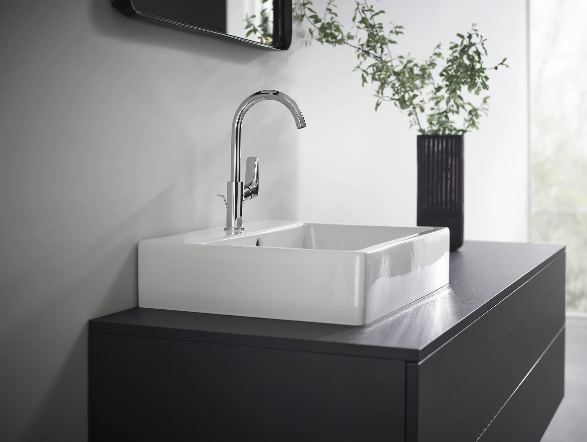 Waschtischmischer 210 Logis chrom mit Schwenkauslauf Waschtischmischer 210 Logis chrom mit Schwenkauslauf