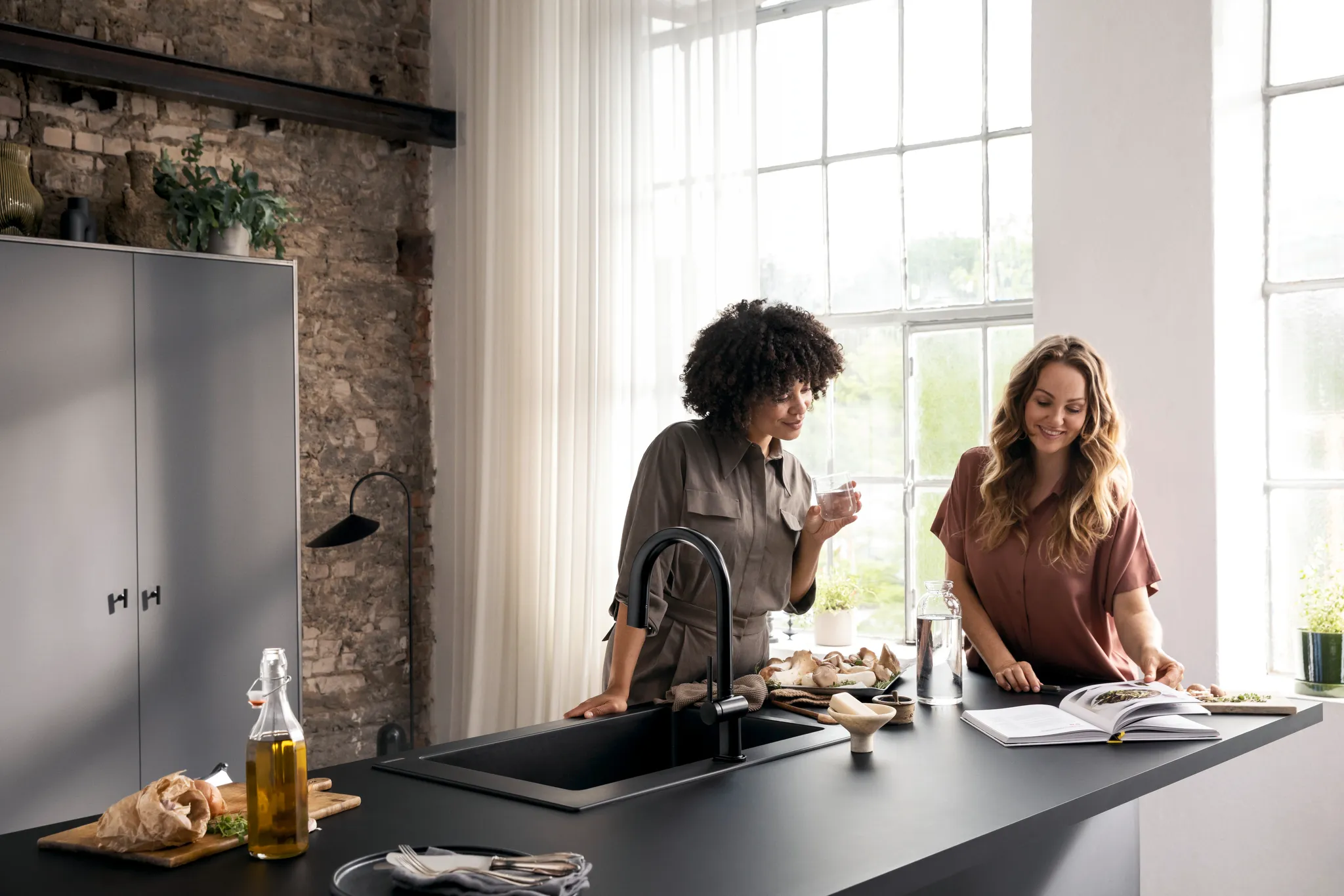 Hansgrohe Aqittura M91 Mischer M9 Starter Set Mattschwarz