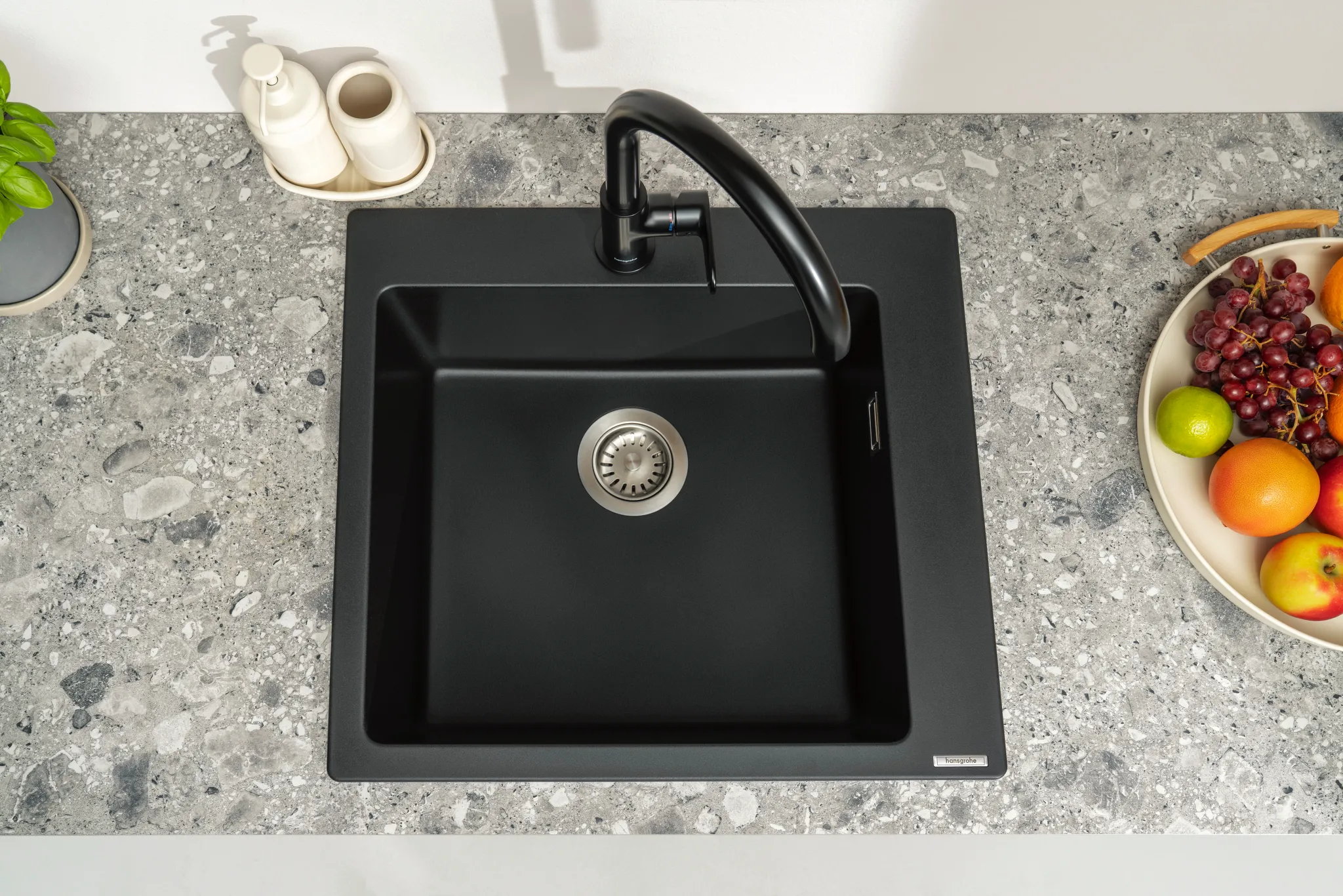 Hansgrohe Vernis Blend M35 Einhebel-Küchenmischer 210, 1jet, Mattschwarz