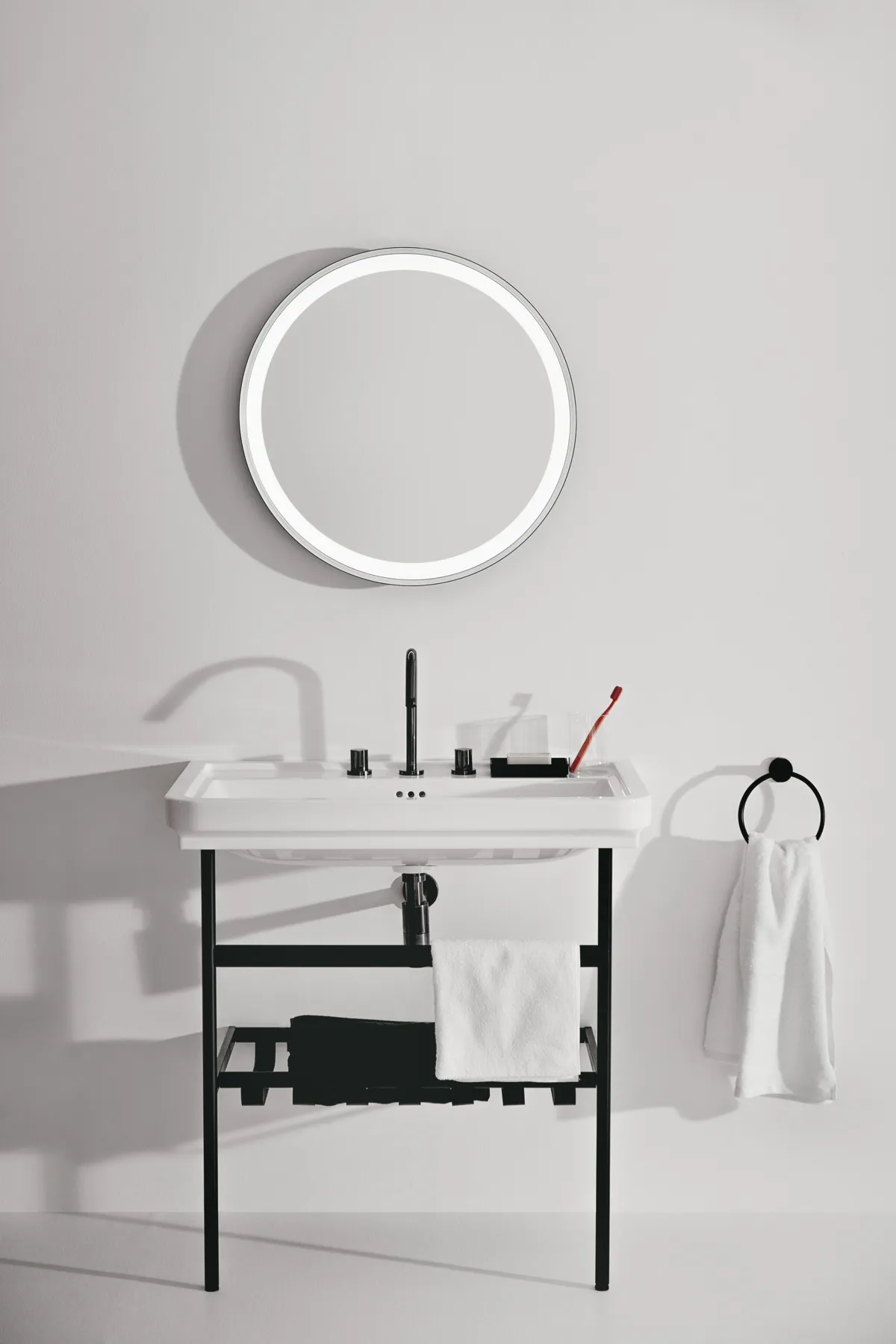 Ideal Standard Spiegel „Conca“ 65 × 65 cm Ideal Standard Spiegel „Conca“ 65 × 65 cm