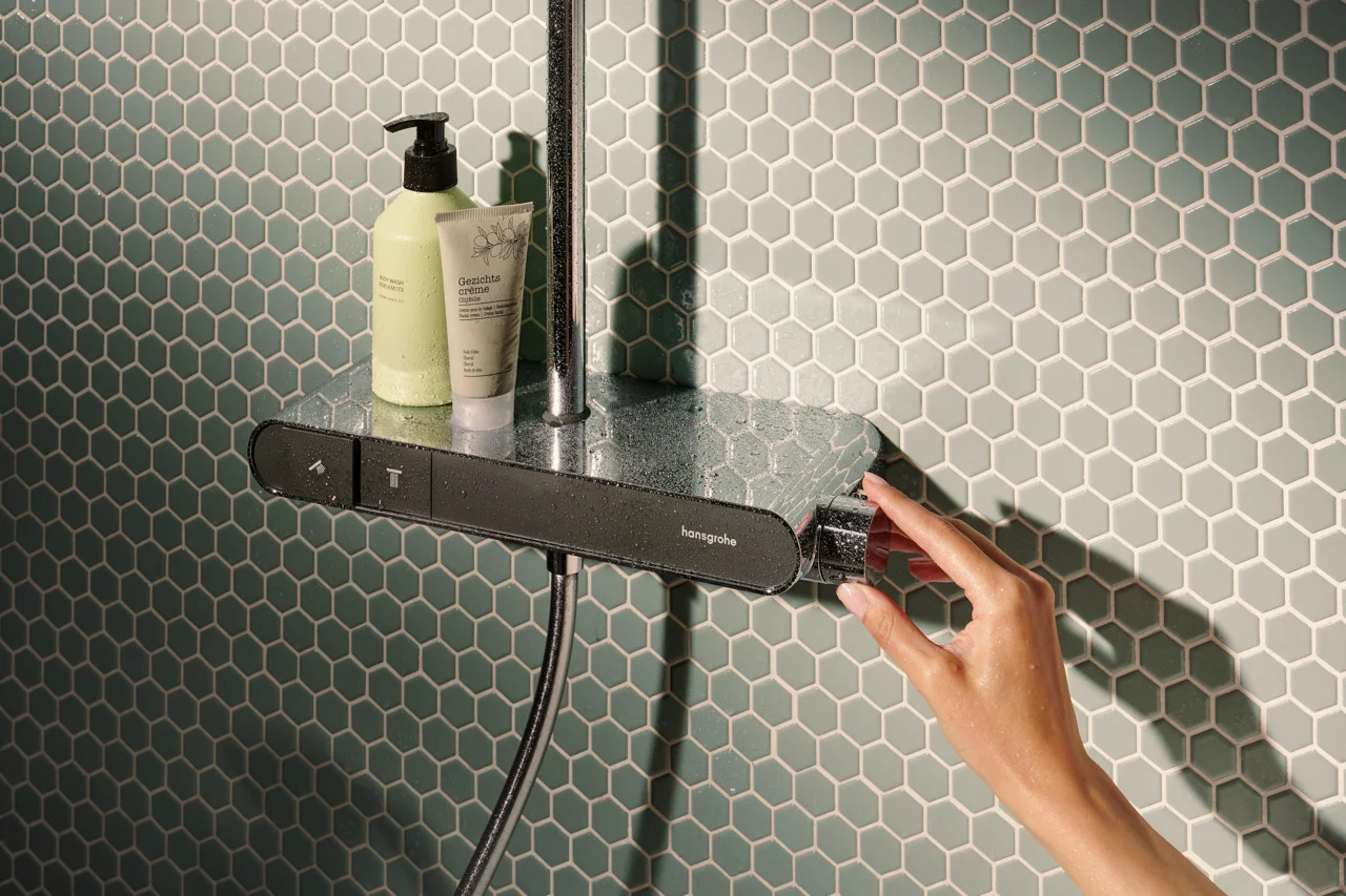 Activera Q Showerpipe 290/180 1jet EcoSmart mit ShowerTablet Select 360 Varia, Oberfläche: Chrom