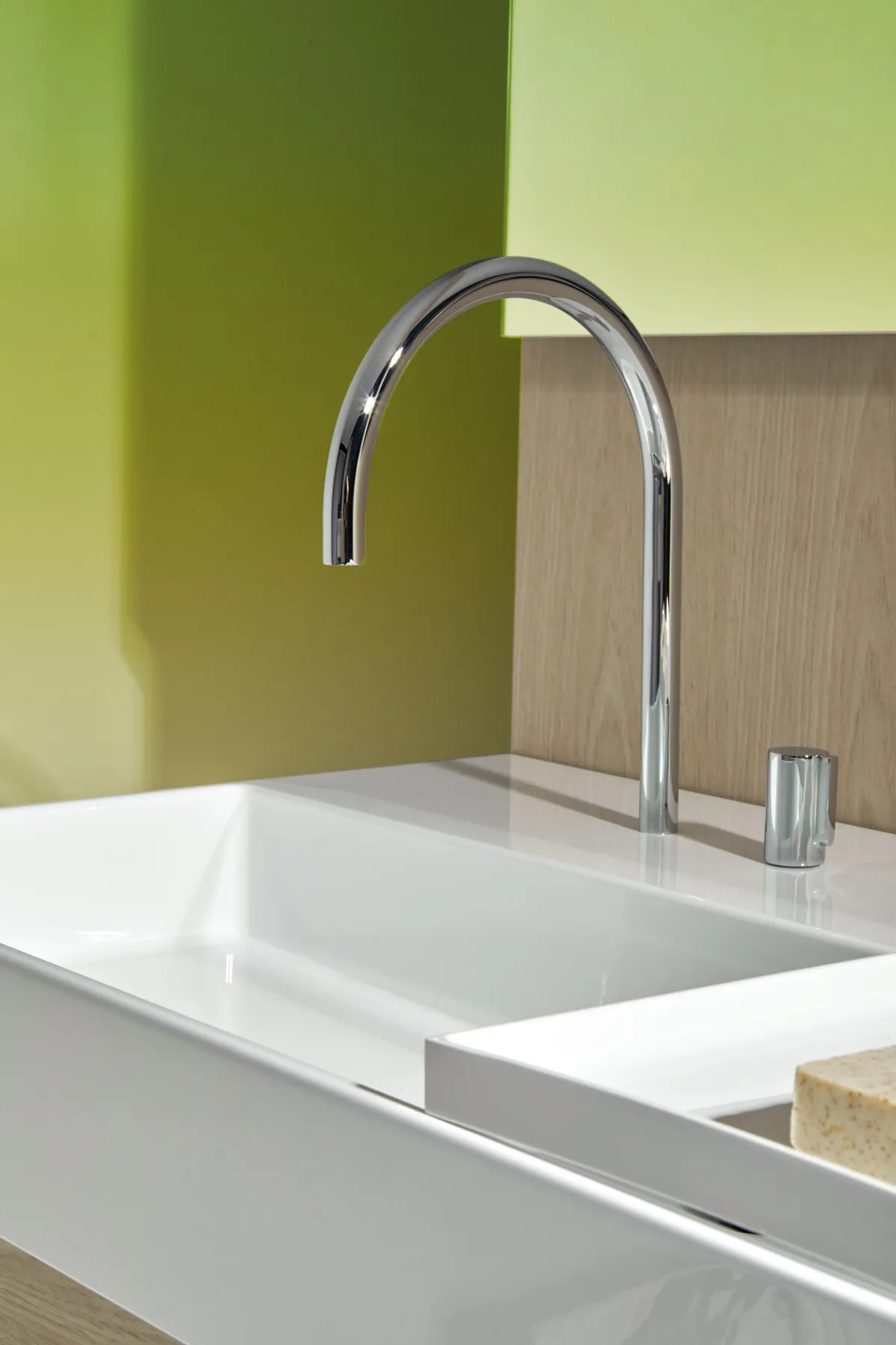 Waschbecken „Solos“ 121,5 × 51,5 × 12,5 cm, Hahnlochposition links in Weiß Waschbecken „Solos“ 121,5 × 51,5 × 12,5 cm, Hahnlochposition links in Weiß