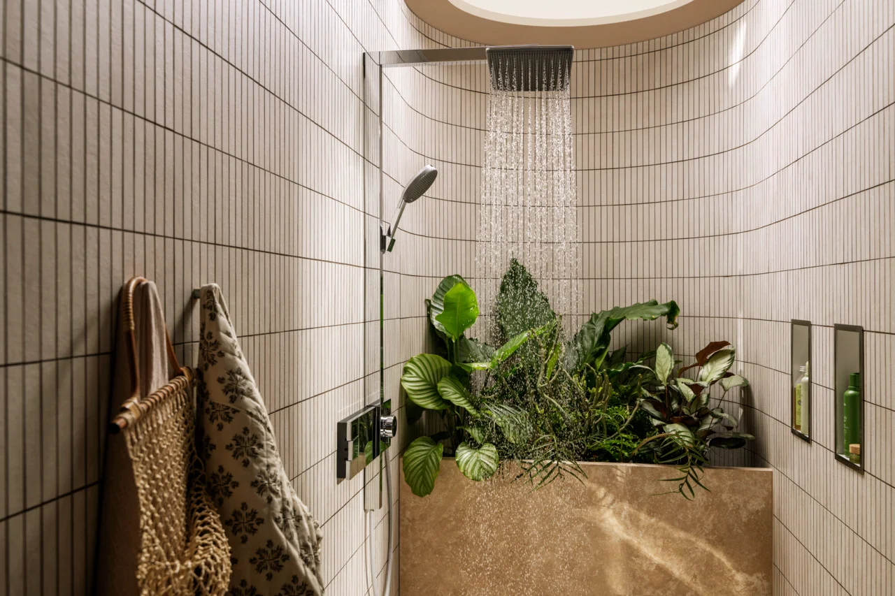 Hansgrohe XtraStoris Individual Wandnische Mattweiß mit Designrahmen 300x150x100 mm, Edelstahl V2A, für Nass- und Trockenbau