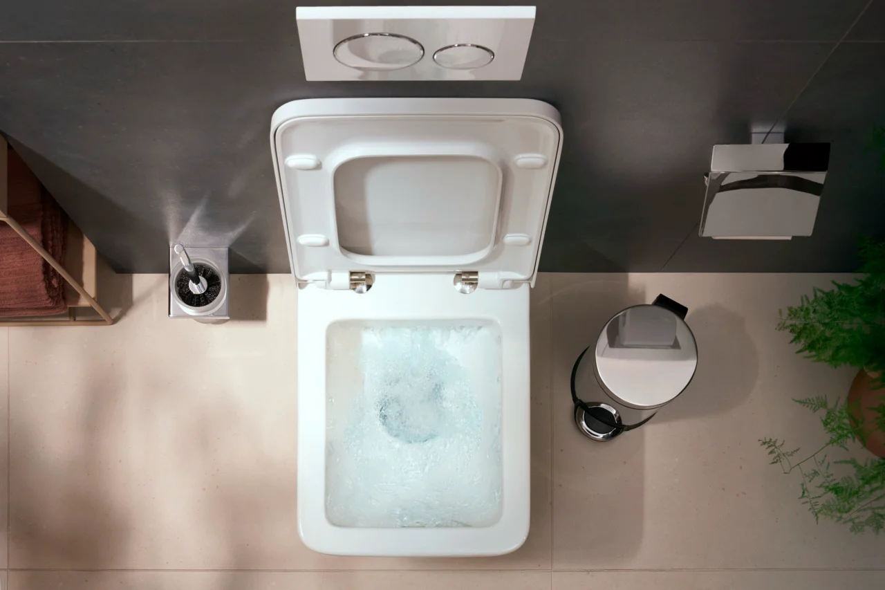 Hansgrohe EluPura Original Q Wand-WC, spülrandlos, glänzend, 540 mm Höhe, horizontaler Abgang, AquaChannel Flush Hansgrohe EluPura Original Q Wand-WC, spülrandlos, glänzend, 540 mm Höhe, horizontaler Abgang, AquaChannel Flush