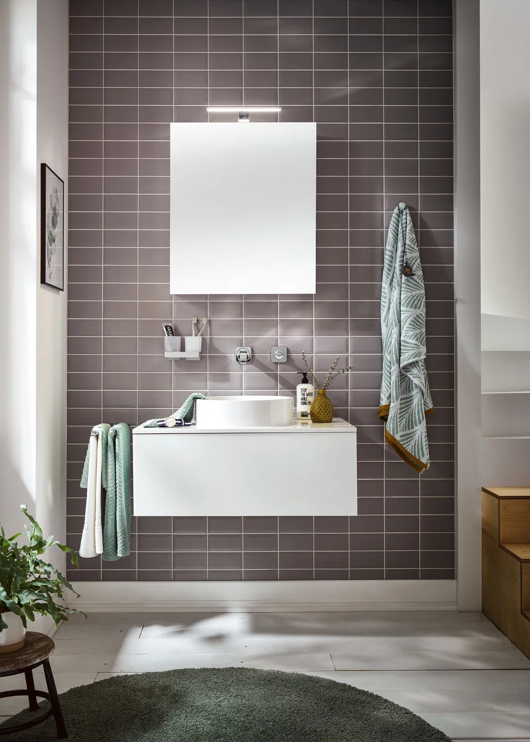 emco Spiegelschrank „mee“ 60 × 74,6 × 15,3 cm in weiß emco Spiegelschrank „mee“ 60 × 74,6 × 15,3 cm in weiß