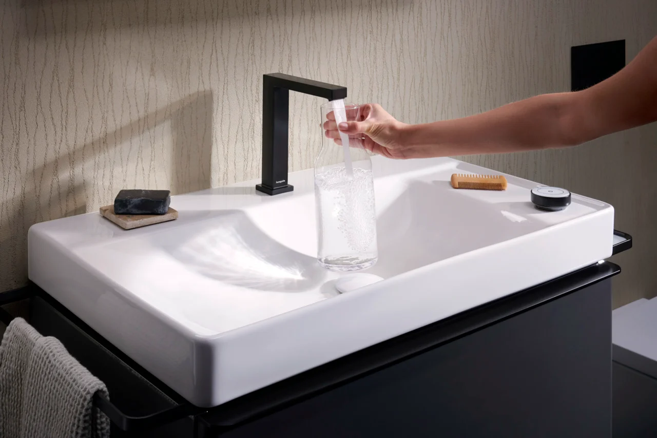 Hansgrohe Xelu Q Waschtisch, Keramik, weiß, 800 x 480 mm, 100 mm Beckenhöhe, wandhängend, mit Ablage rechts und SmartClean-Glasur