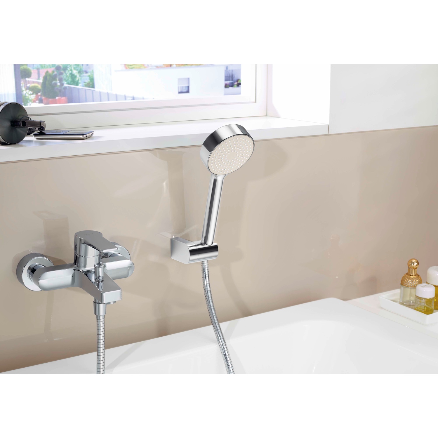 HansaTWIST Einhebelmischer Wafü und Brausebatterie 0974 Ausladung 162 mm DN15 Chrom HansaTWIST Einhebelmischer Wafü und Brausebatterie 0974 Ausladung 162 mm DN15 Chrom