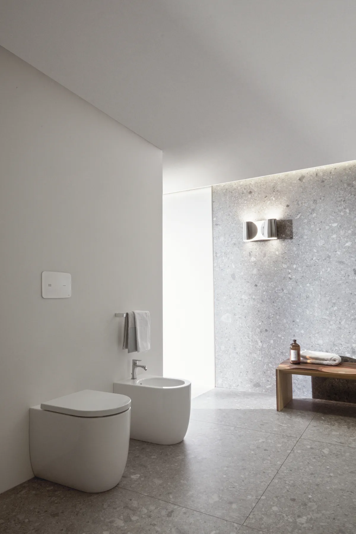 WC „BlendCurve“ 36 × 40 × 56,5 cm in Weiß WC „BlendCurve“ 36 × 40 × 56,5 cm in Weiß