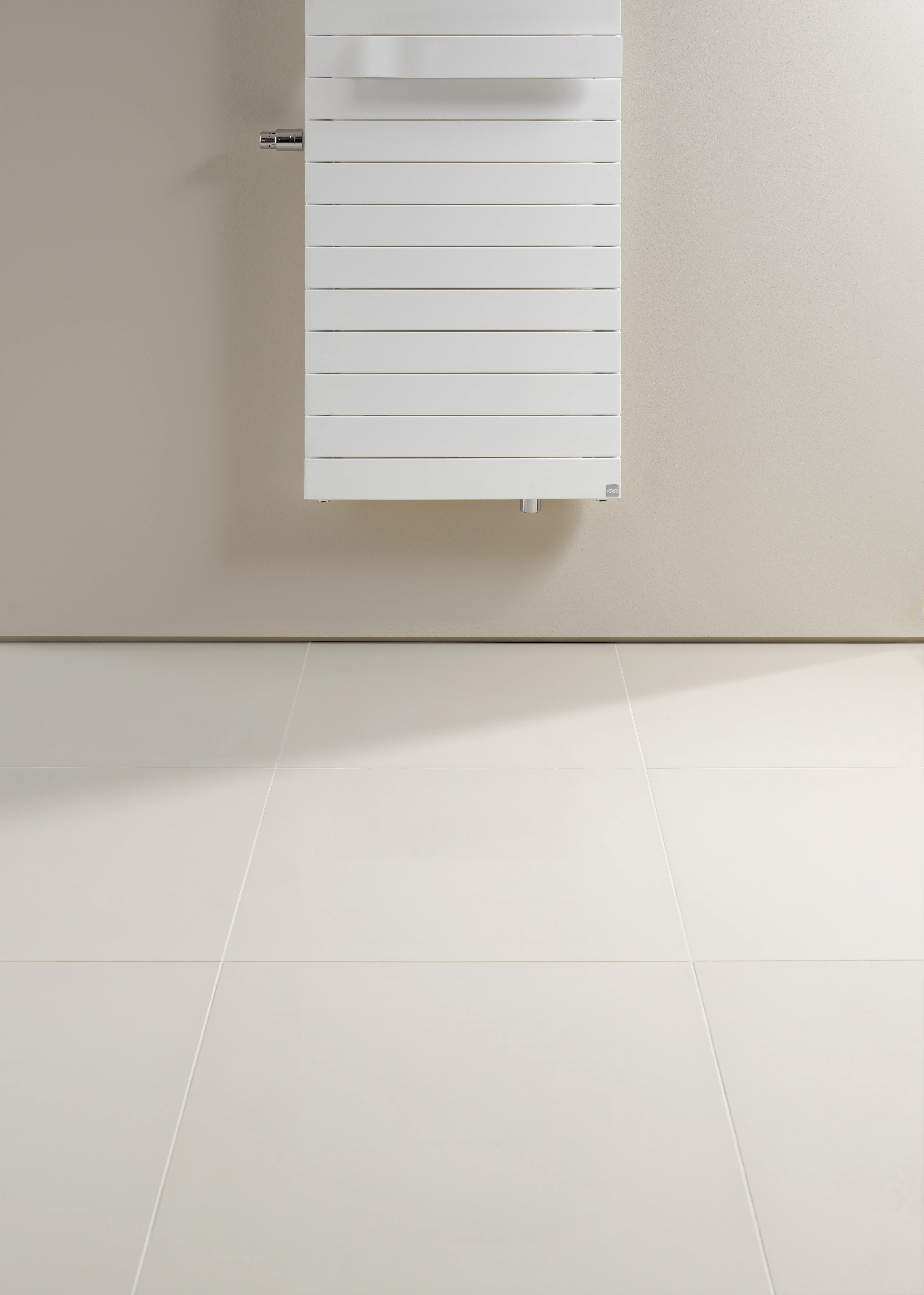 Kermi Design-Heizkörper „Tabeo®-V“ 75 × 175,7 cm in Anthracite Grey Kermi Design-Heizkörper „Tabeo®-V“ 75 × 175,7 cm in Anthracite Grey