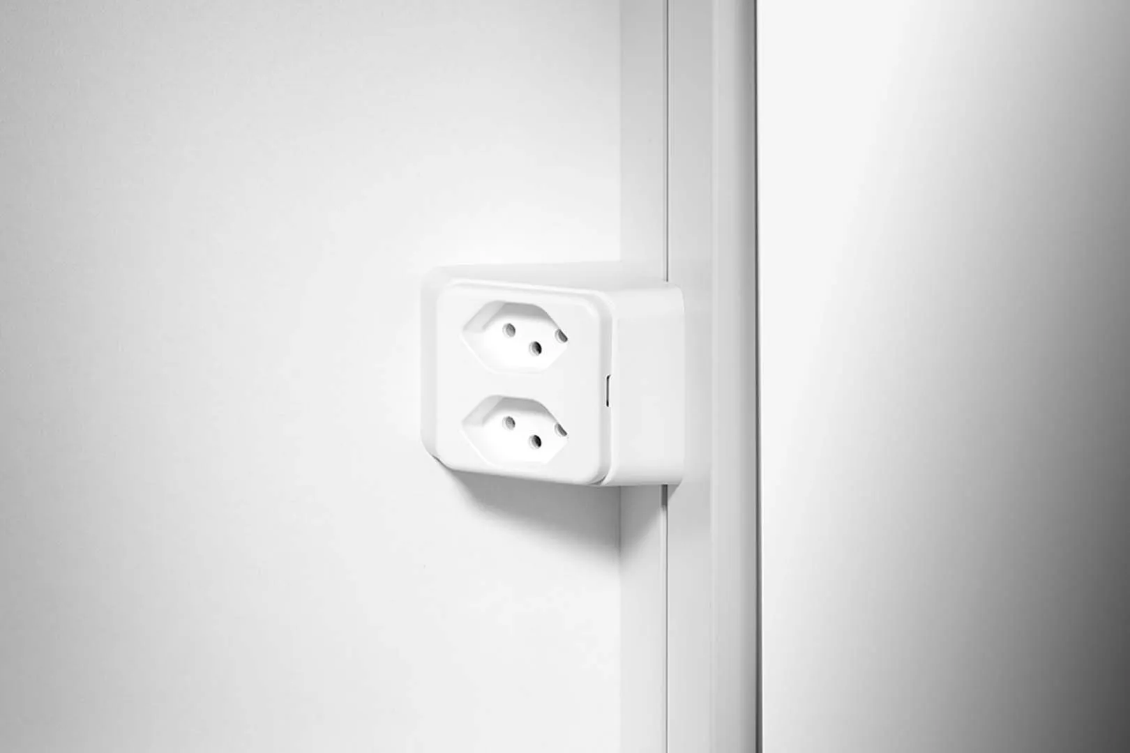 Schneider Spiegelschrank EASY ELC1 90/2/0 – Weißer Aluminiumkorpus, 895 x 700 x 120 mm Schneider Spiegelschrank EASY ELC1 90/2/0 – Weißer Aluminiumkorpus, 895 x 700 x 120 mm