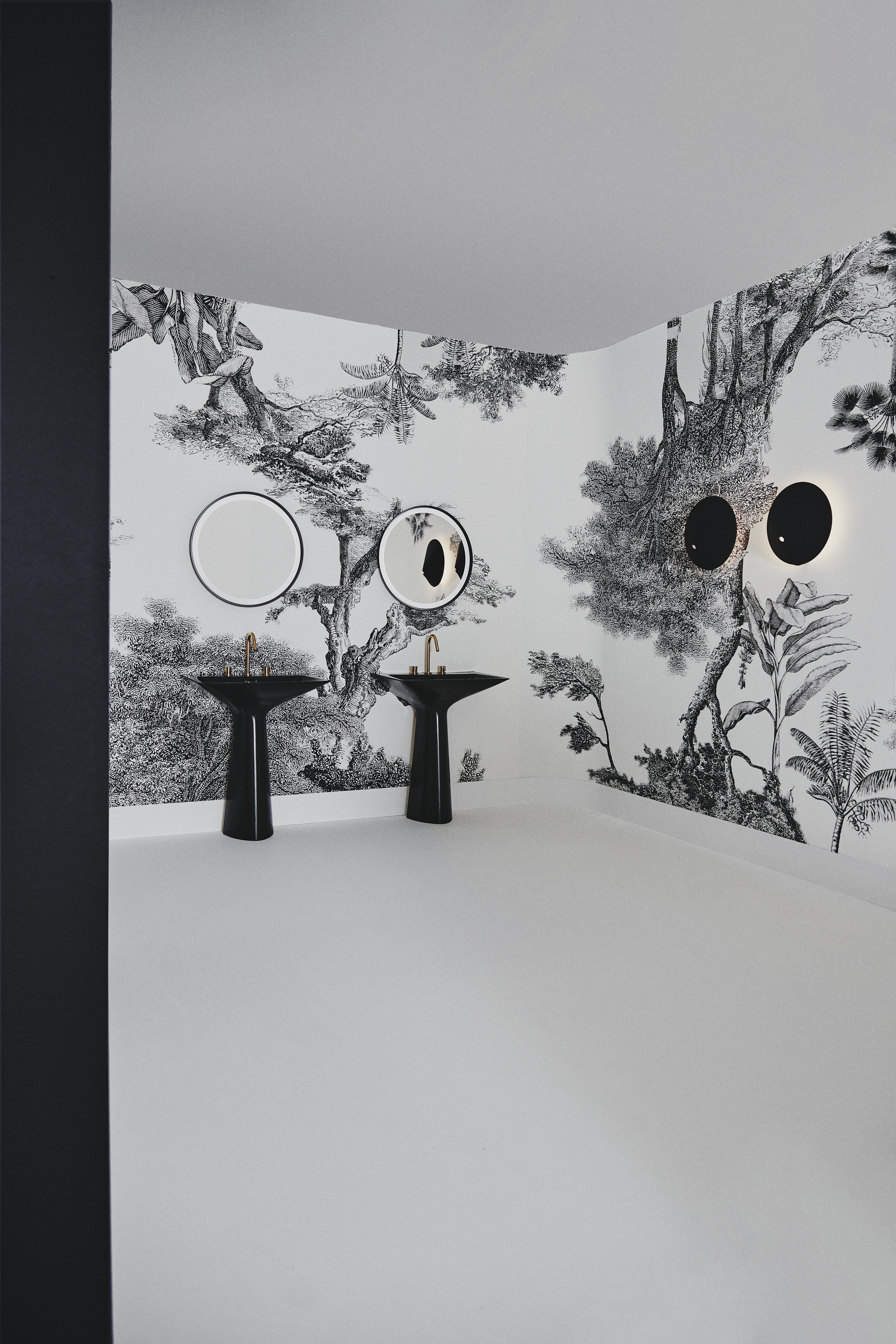 Waschbecken „Tipo-Z“ 74 × 47 × 90 cm, Hahnlochposition mittig in Schwarz Waschbecken „Tipo-Z“ 74 × 47 × 90 cm, Hahnlochposition mittig in Schwarz