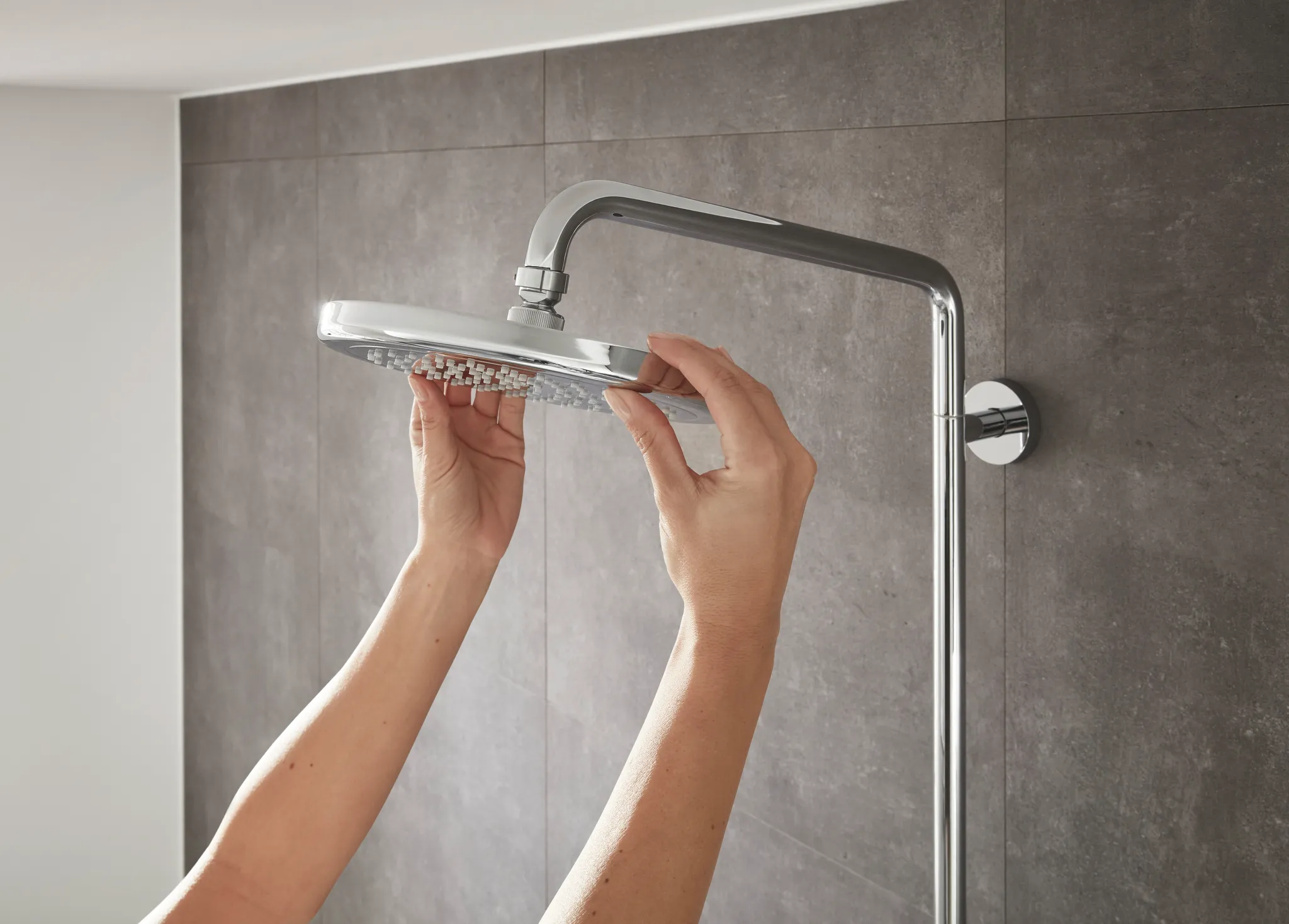 Showerpipe Croma 220 für Dusche chrom mit Thermostat Showerpipe Croma 220 für Dusche chrom mit Thermostat