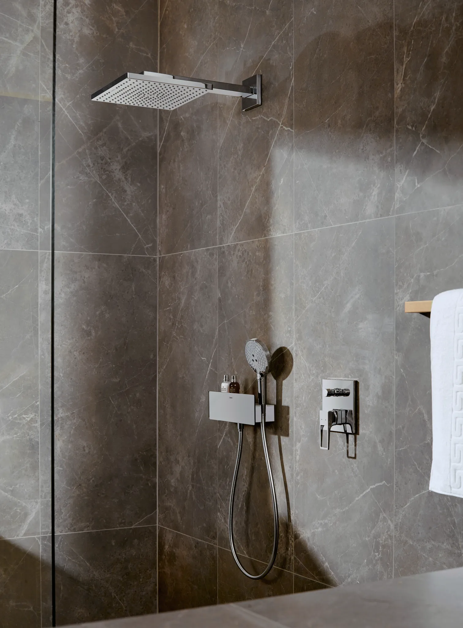 Kopfbrause Raindance E 300 1jet m.Brausearm 390mm chrom Kopfbrause Raindance E 300 1jet m.Brausearm 390mm chrom