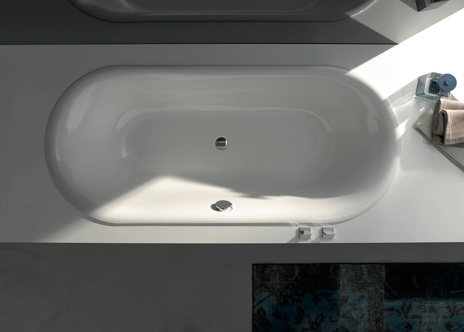 Bette Badewanne „BetteLux Oval“ oval 190 × 90 cm in Cashmere Bette Badewanne „BetteLux Oval“ oval 190 × 90 cm in Cashmere
