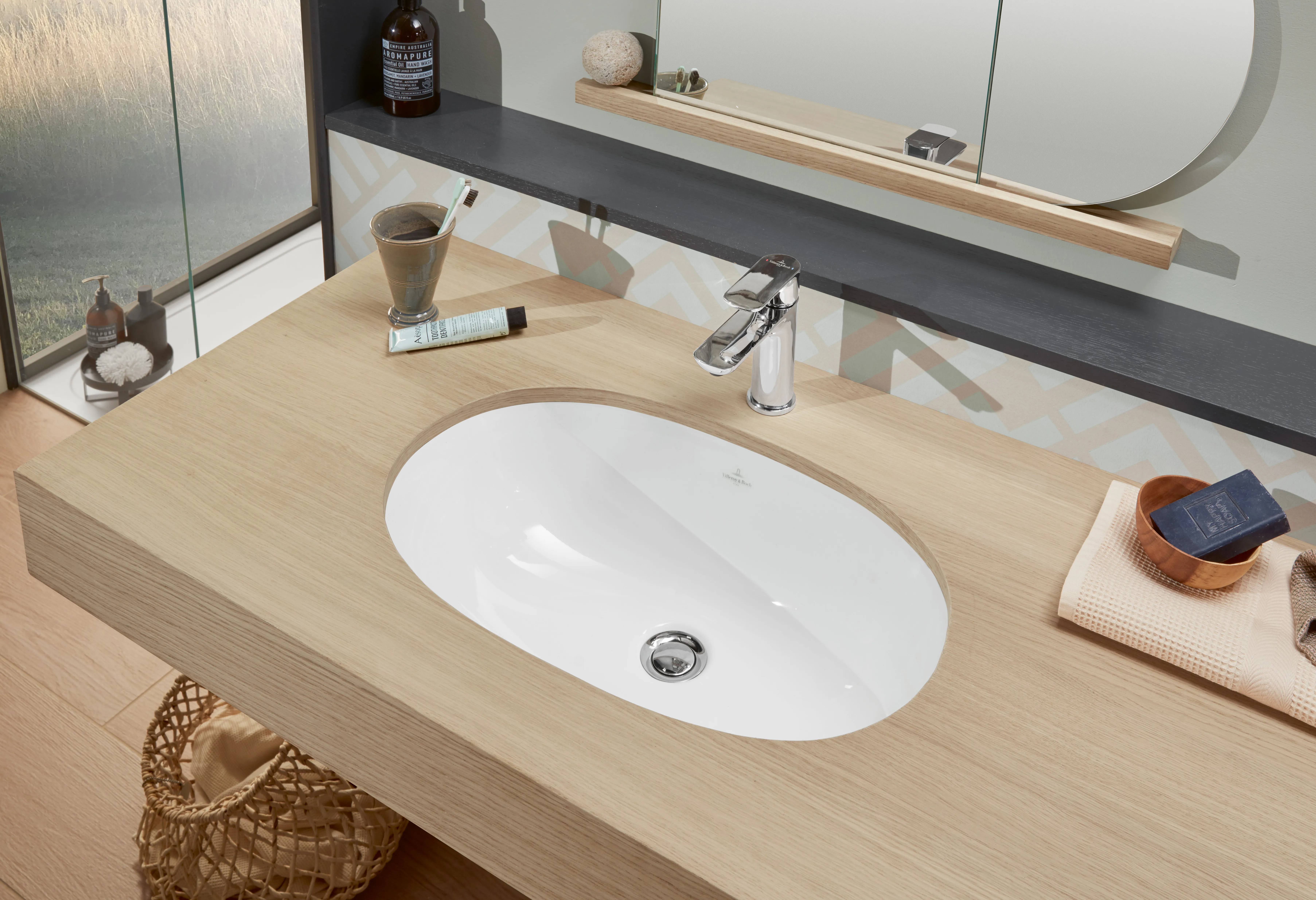 Villeroy & Boch Unterbauwaschtisch „O.novo“ 650 × 400 × 208 mm, ohne Hahnlochbohrung in Weiß Alpin Villeroy & Boch Unterbauwaschtisch „O.novo“ 650 × 400 × 208 mm, ohne Hahnlochbohrung in Weiß Alpin