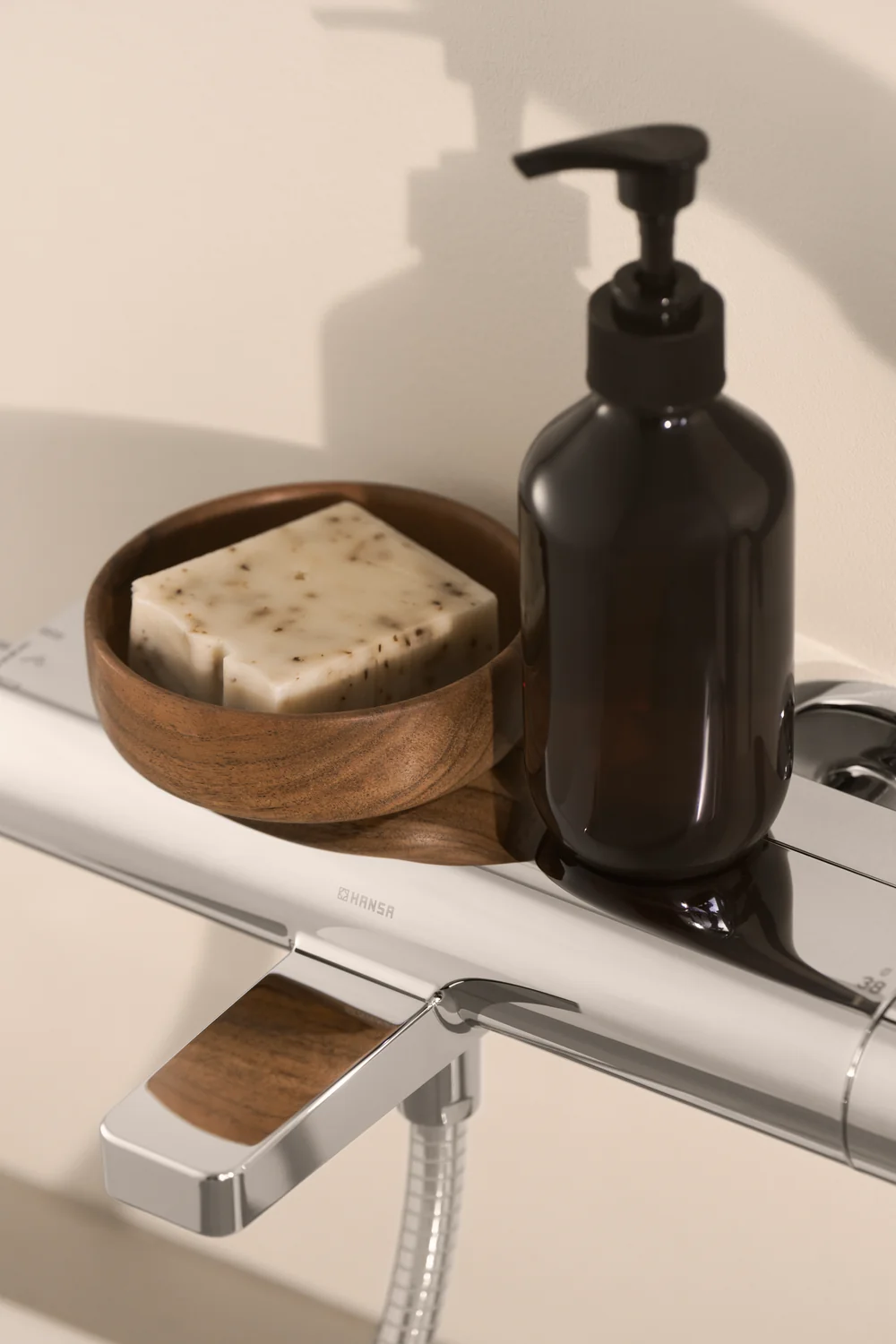 HansaOPTIMA Wannen- und Brausearmatur Hansaoptima 2023 Chrom HansaOPTIMA Wannen- und Brausearmatur Hansaoptima 2023 Chrom