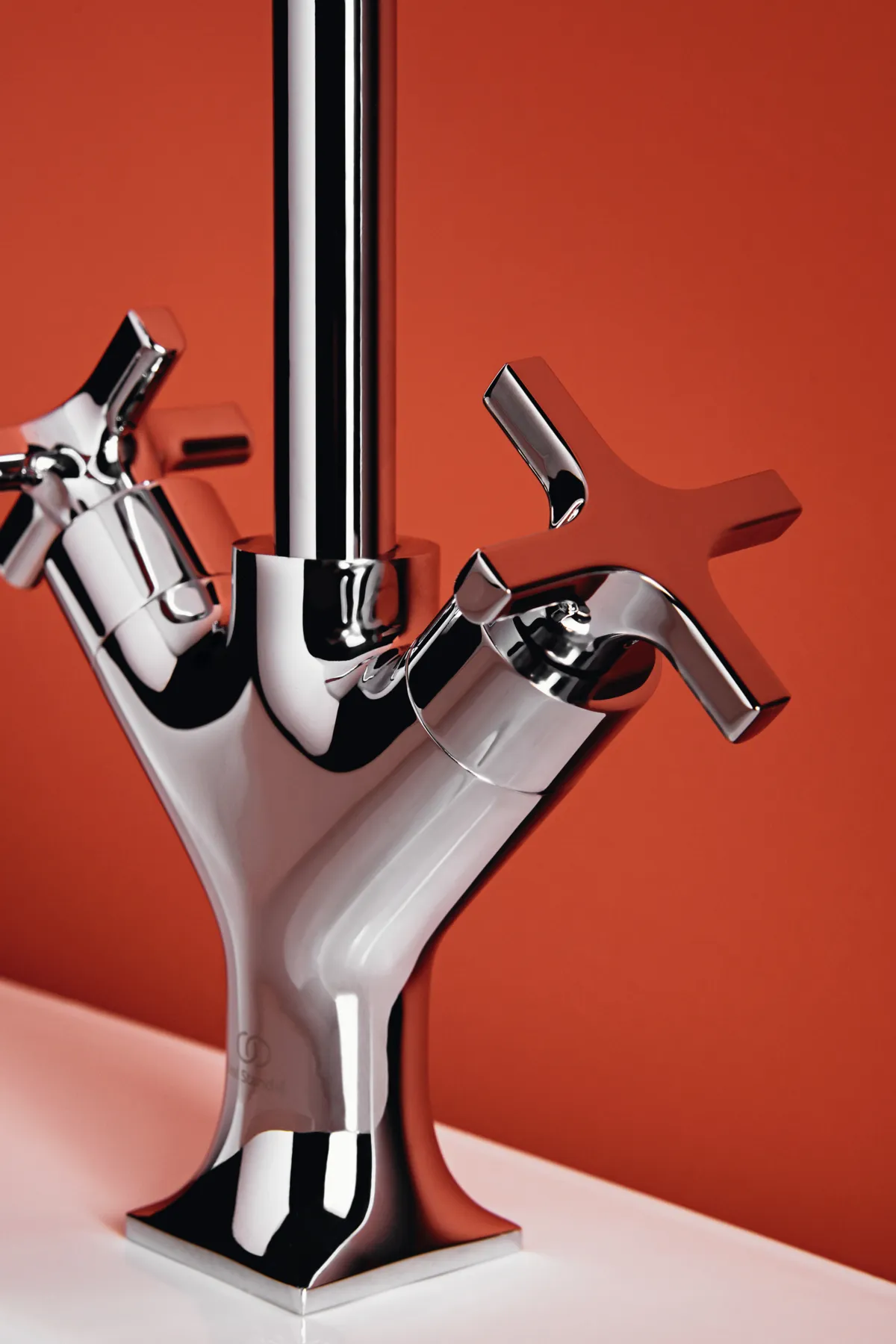 Ideal Standard Waschtischarmatur Joy Neo ohne Ablaufgarnitur, Ausladung 169mm, Kreuzgriffe, Chrom Ideal Standard Waschtischarmatur Joy Neo ohne Ablaufgarnitur, Ausladung 169mm, Kreuzgriffe, Chrom