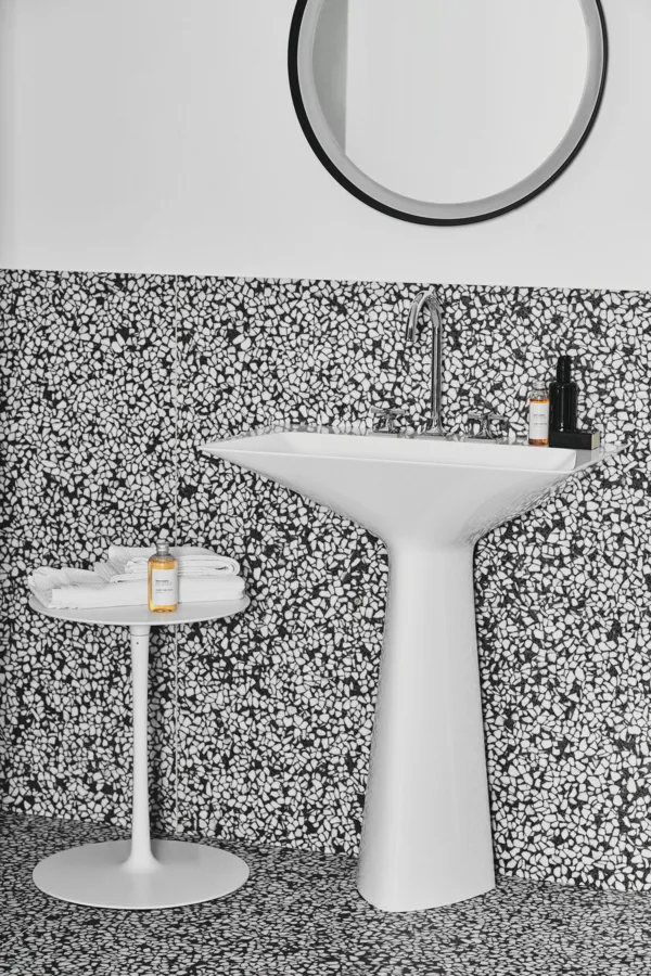 Ideal Standard Spiegel „Conca“ 65 × 65 cm Ideal Standard Spiegel „Conca“ 65 × 65 cm