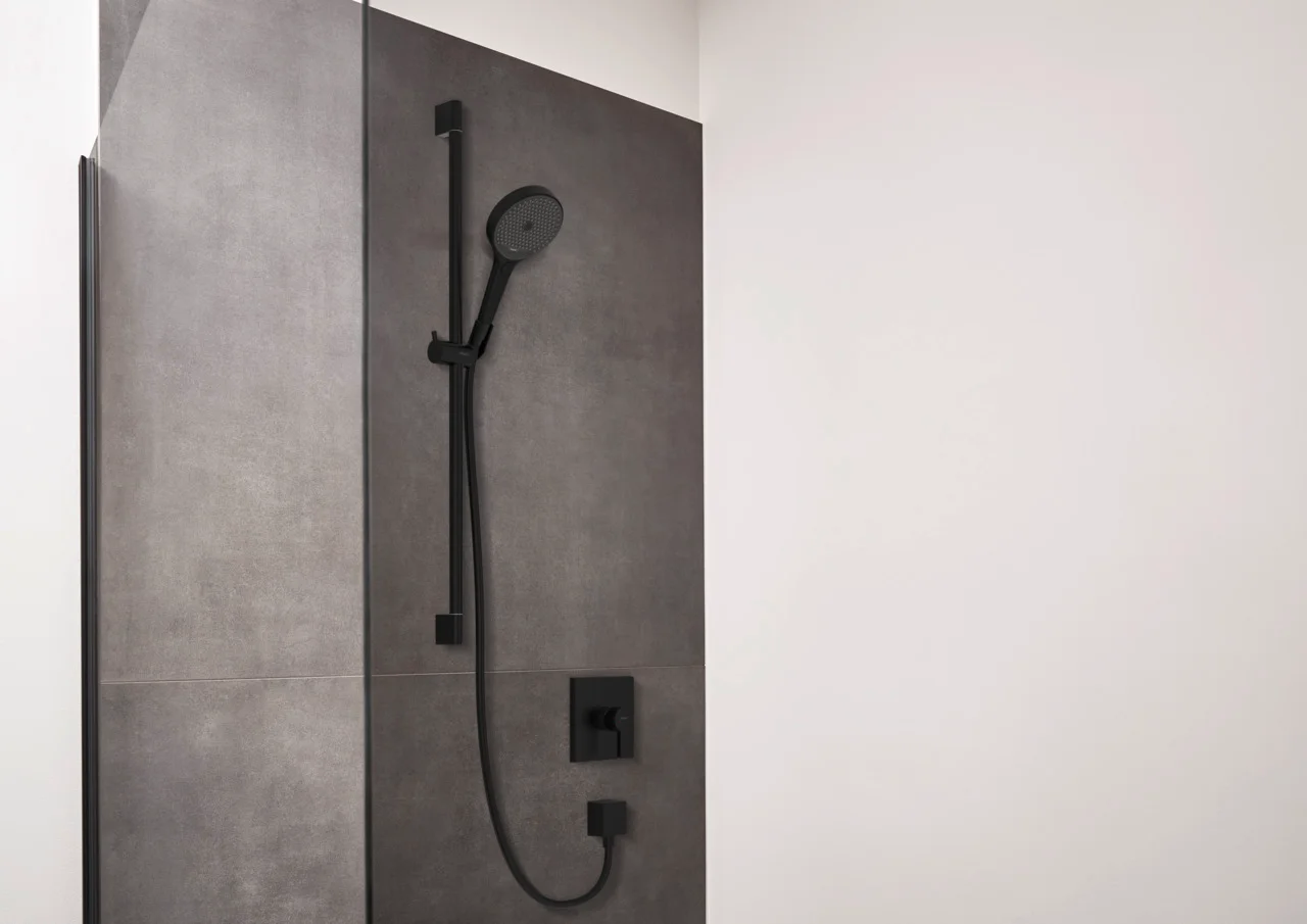 Hansgrohe Finoris Einhebel-Brausemischer Unterputz mattschwarz - Keramikmischsystem, einstellbare Temperaturbegrenzung, Schalldämpfer, für Durchlauferhitzer geeignet