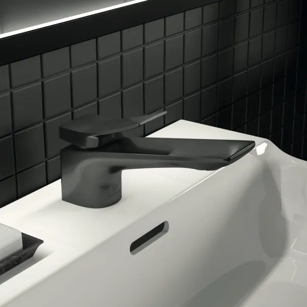 Waschtischarmatur Conca, ohne Ablaufgarnitur, Ausladung 132mm, Brushed Gold Waschtischarmatur Conca, ohne Ablaufgarnitur, Ausladung 132mm, Brushed Gold