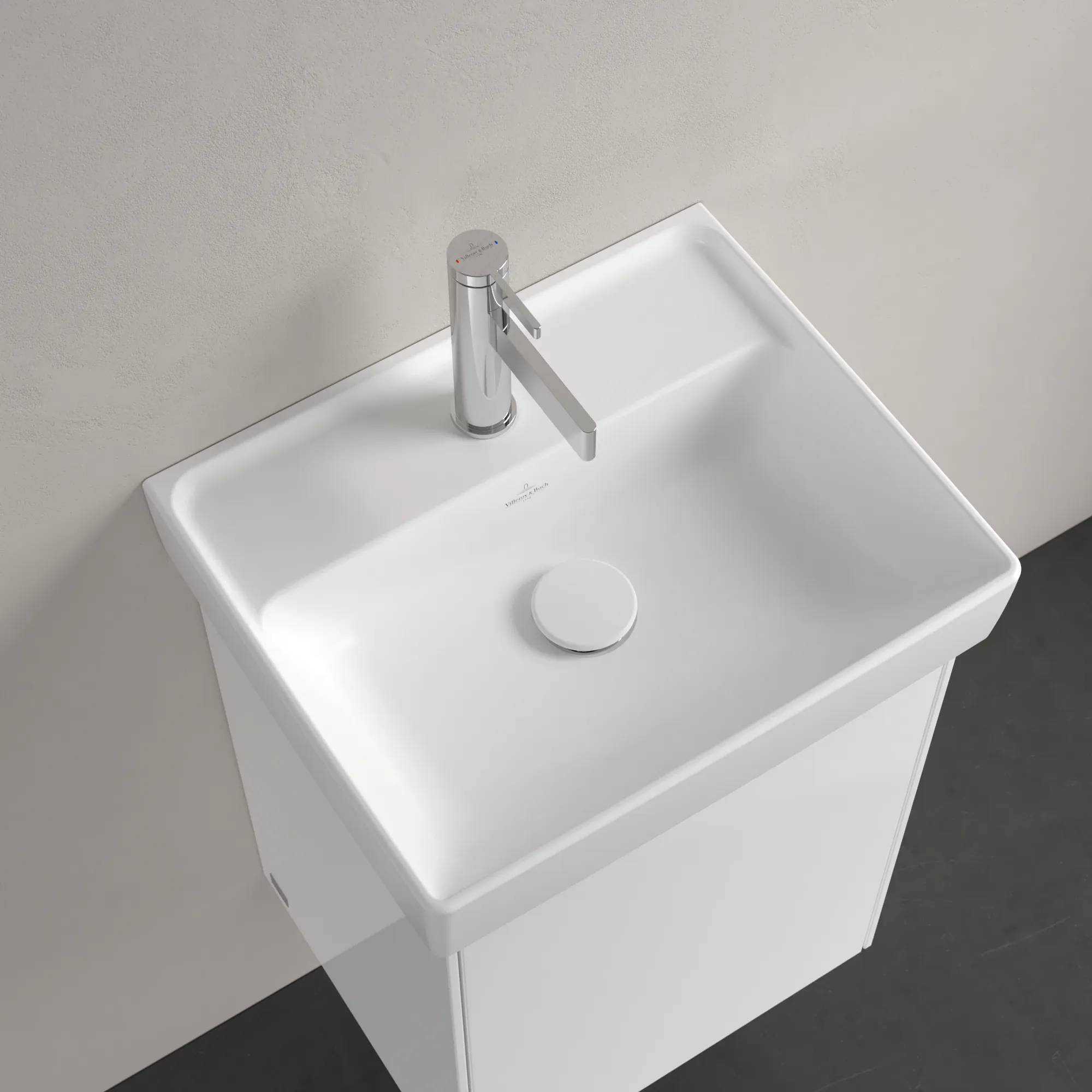 Villeroy & Boch Handwaschbecken aus TitanCeram „Collaro“ 450 × 370 × 150 mm, mit Hahnlochbohrung, Hahnlochposition mittig in Stone White Villeroy & Boch Handwaschbecken aus TitanCeram „Collaro“ 450 × 370 × 150 mm, mit Hahnlochbohrung, Hahnlochposition mittig in Stone White