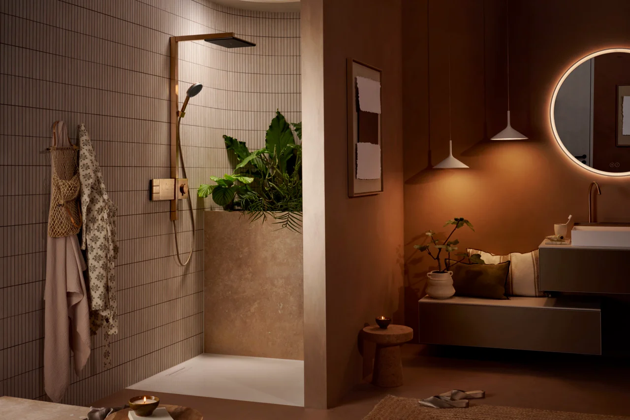 Hansgrohe Showerpipe Raindance Alive Q, 210/340 2jet mit Thermostat BBR, Brushed Bronze, 214 x 343 mm Brausekopfgröße, Aufputzinstallation Hansgrohe Showerpipe Raindance Alive Q, 210/340 2jet mit Thermostat BBR, Brushed Bronze, 214 x 343 mm Brausekopfgröße, Aufputzinstallation