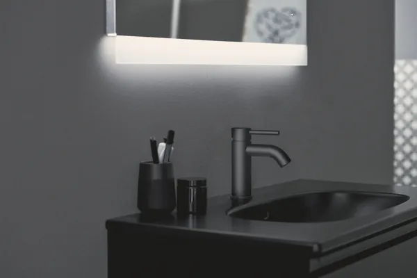 Waschtischarmatur Ceraline, 5 l/min., ohne Ablaufgarnitur, Ausladung 100mm, Chrom Waschtischarmatur Ceraline, 5 l/min., ohne Ablaufgarnitur, Ausladung 100mm, Chrom