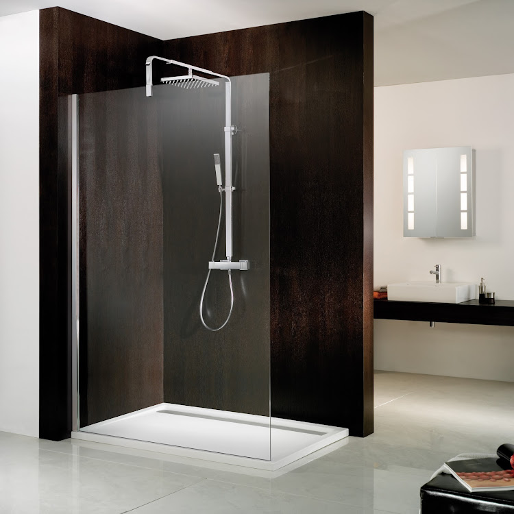 HSK Duschabtrennung Walk-In Frontelement „Atelier“ Walk in Glas Klar hell, H: 2000 mm HSK Duschabtrennung Walk-In Frontelement „Atelier“ Walk in Glas Klar hell, H: 2000 mm