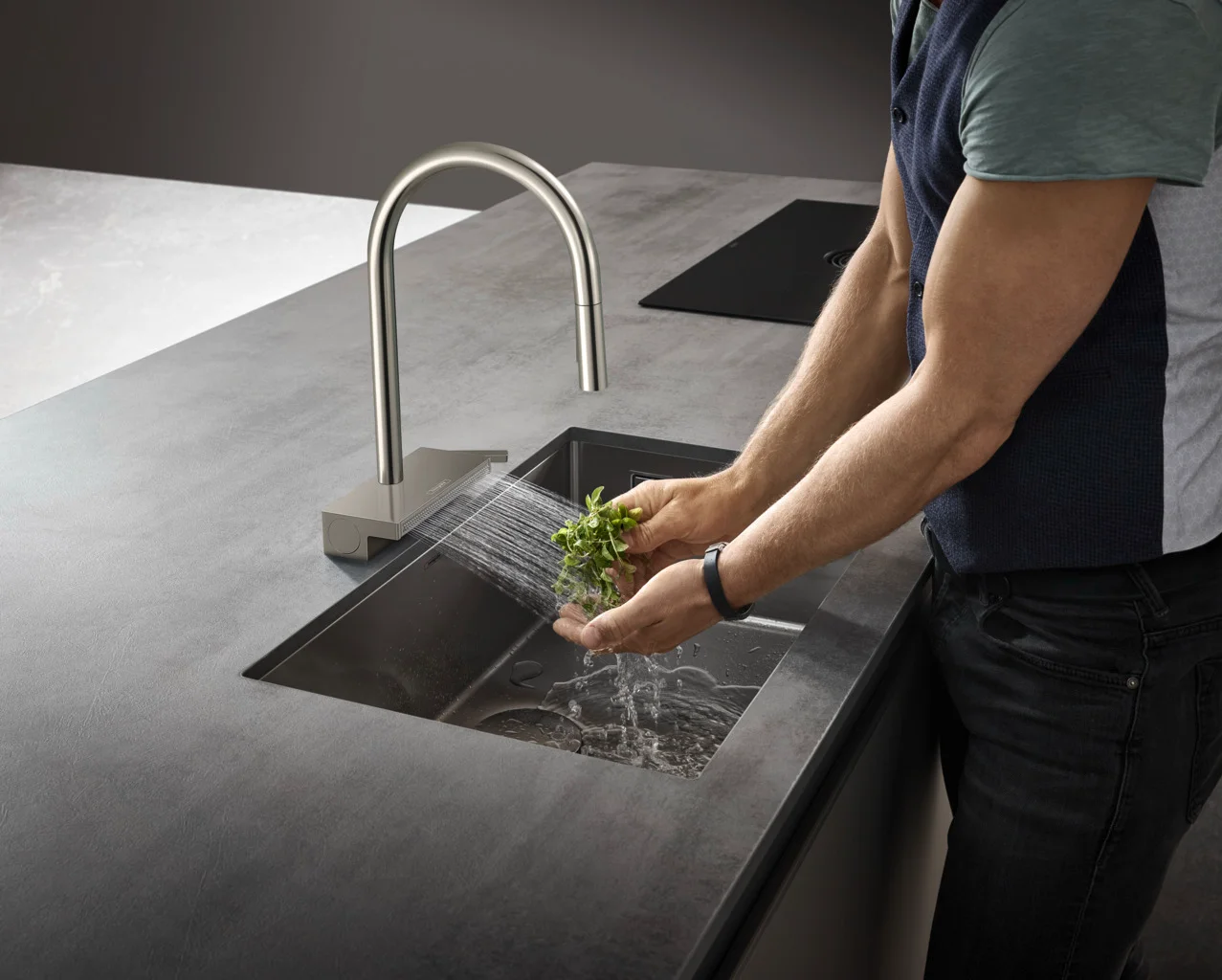 Hansgrohe Aquno Select M81 - Einhebel-Küchenmischer mit Ausziehbrause, Edelstahl-Optik, ComfortZone 170, 3 Strahlarten, sBox-Schlauchführung, Hahnlochbohrung 35 mm