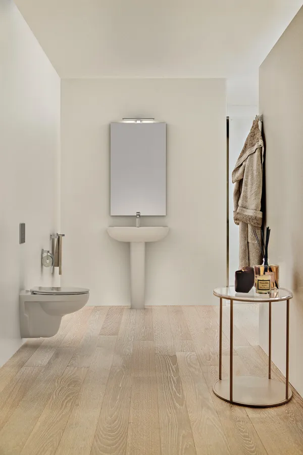 LED-Leuchte Mirror&Light, 9W, 344x92x43mm, Chrom LED-Leuchte Mirror&Light, 9W, 344x92x43mm, Chrom