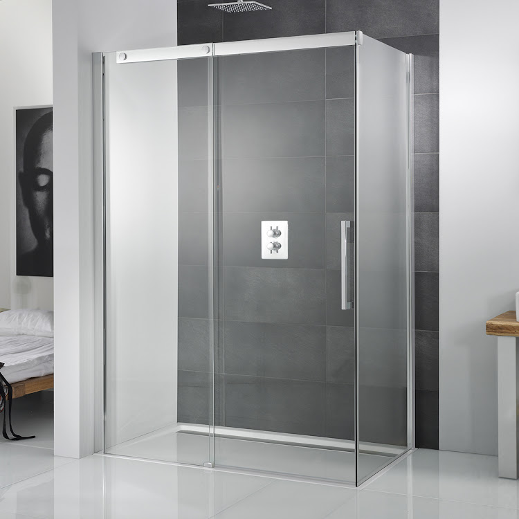 HSK Duschabtrennung Schiebetür 2-teilig mit Seitenwand „K2P“ Glas Linea 01 (80 cm), Profile Chromoptik (Alu Hochglanz poliert), H: 2000 mm HSK Duschabtrennung Schiebetür 2-teilig mit Seitenwand „K2P“ Glas Linea 01 (80 cm), Profile Chromoptik (Alu Hochglanz poliert), H: 2000 mm