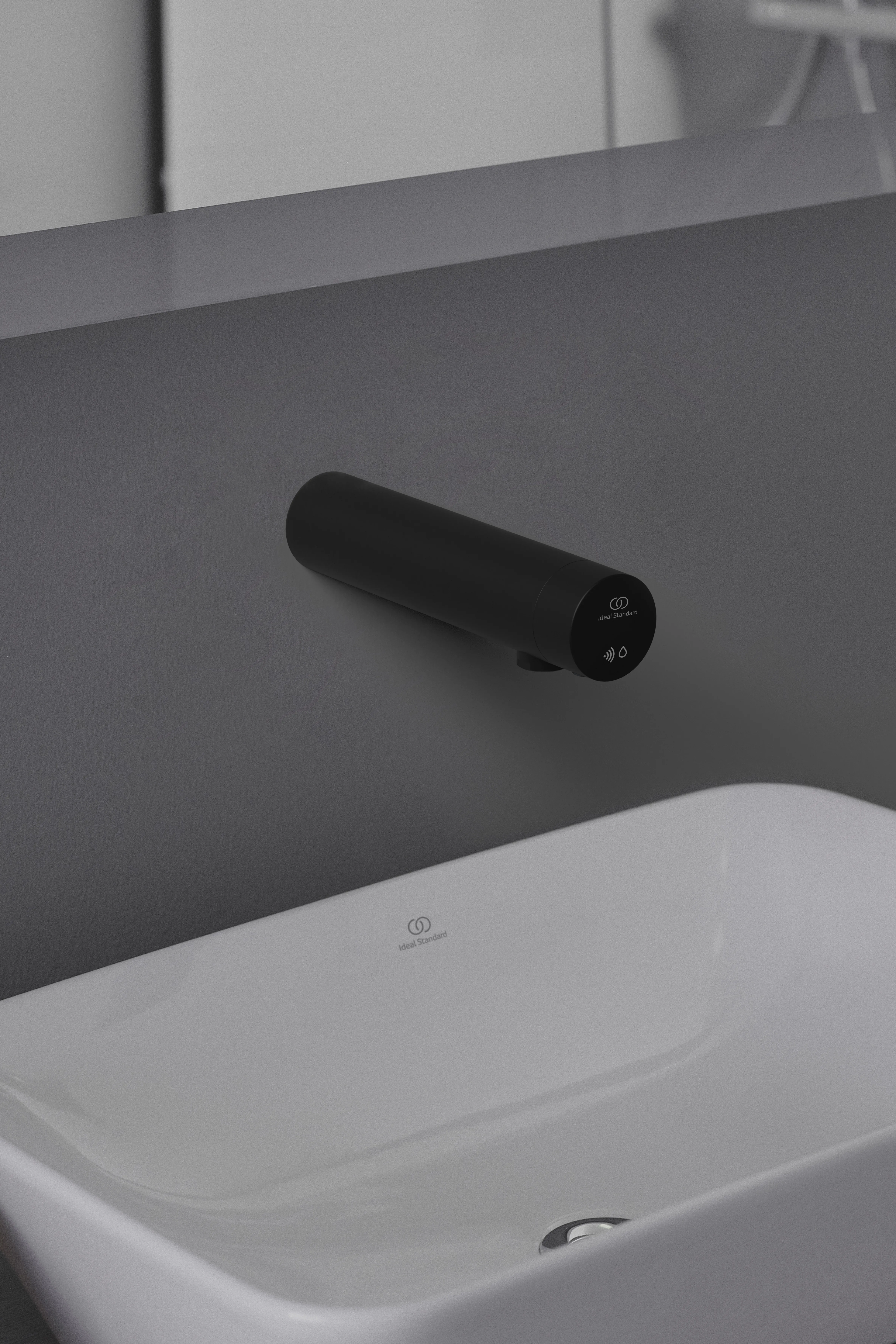 Sensor-Wand-Waschtischarmatur Sensorflow ohne Mischung Ausladung 170mm Batterie Chrom Sensor-Wand-Waschtischarmatur Sensorflow ohne Mischung Ausladung 170mm Batterie Chrom