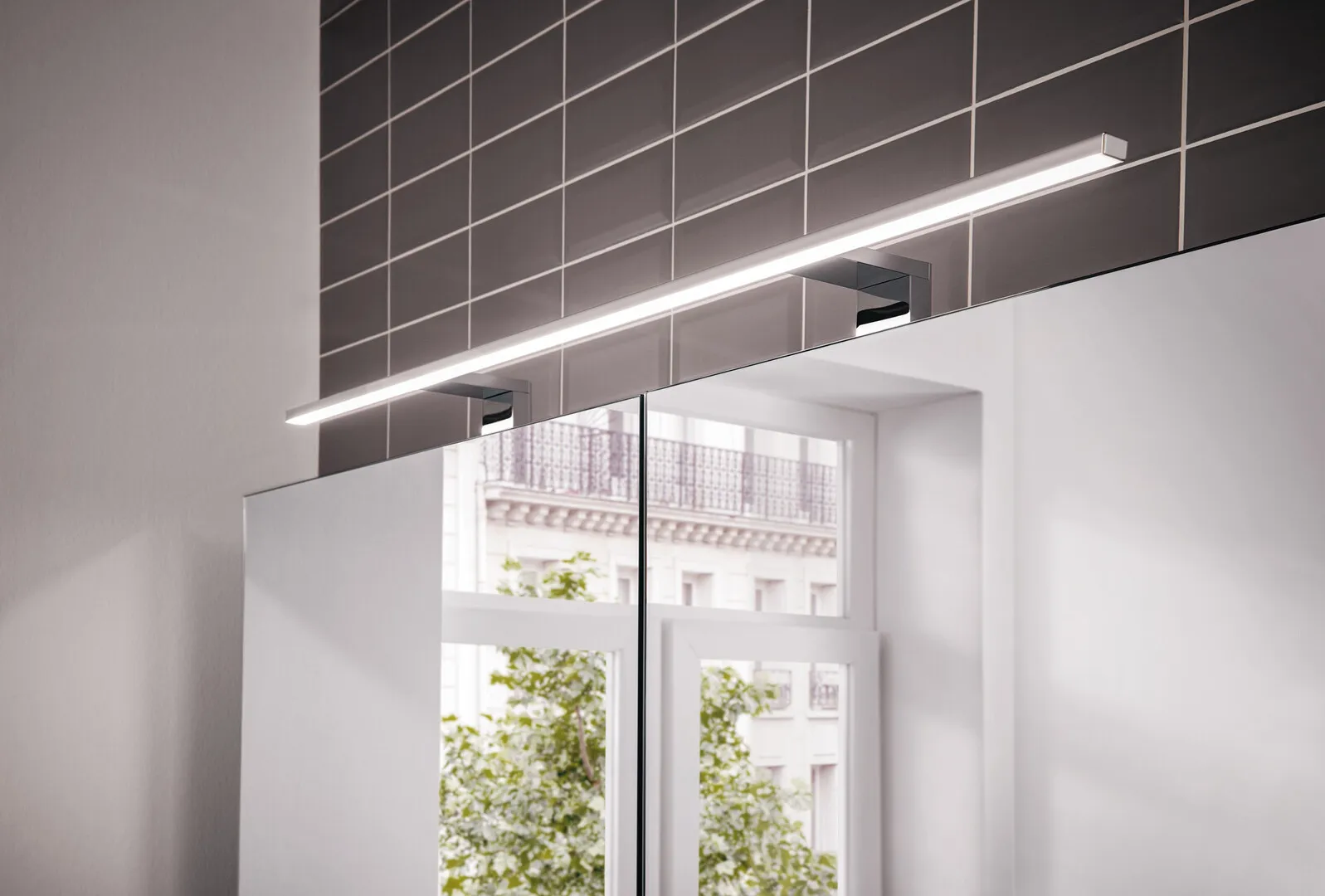 emco Spiegelschrank „mee“ 60 × 74,6 × 15,3 cm in weiß emco Spiegelschrank „mee“ 60 × 74,6 × 15,3 cm in weiß