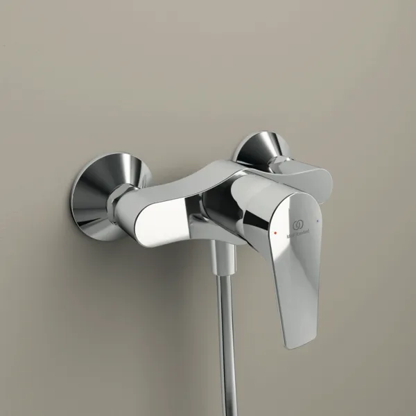 Brausearmatur Aufputz Cerafine D, Ausladung 56-63mm, Chrom Brausearmatur Aufputz Cerafine D, Ausladung 56-63mm, Chrom