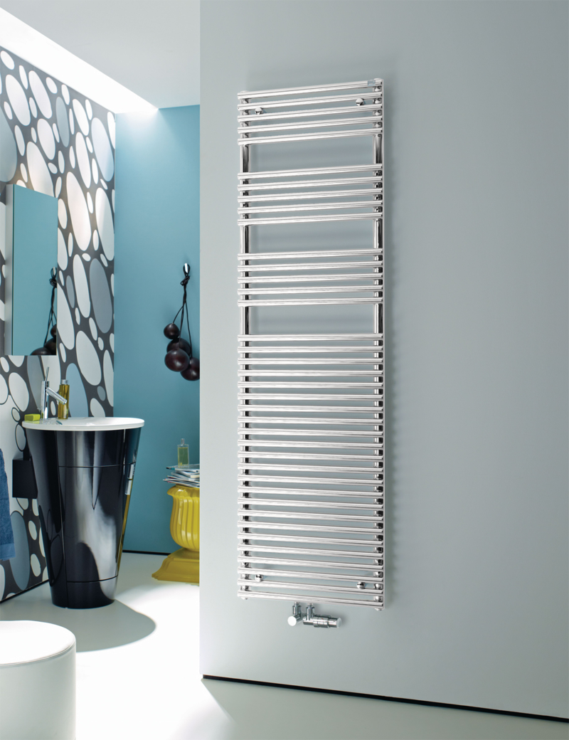 Zehnder Design-Heizkörper Forma Spa LF-070-050-05, 721x60x496 mm, weiß matt, montagefertig mit Wandkonsolen