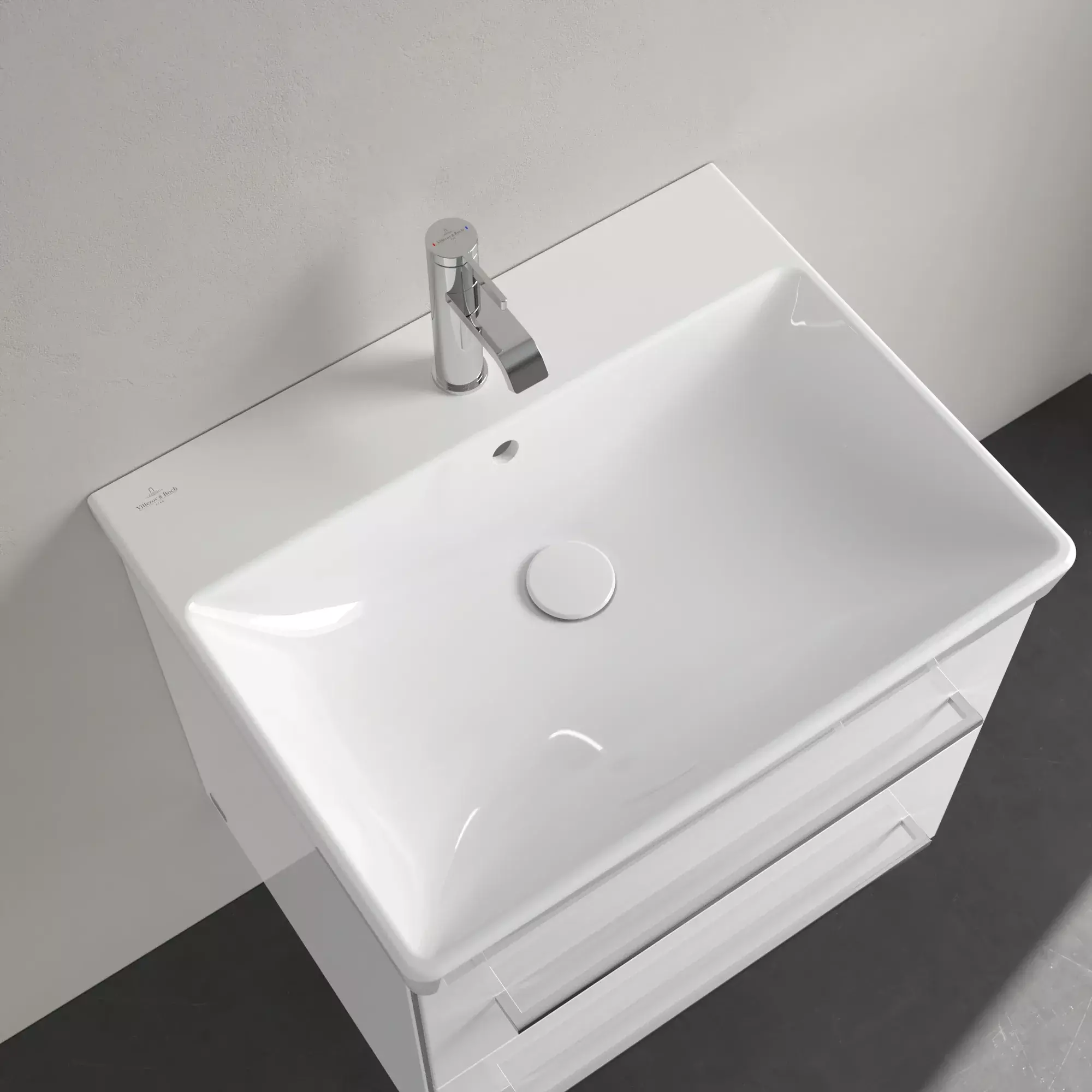 Villeroy & Boch Badmöbelset aus Waschbecken, Unterschrank, Spiegelschrank und Hochschrank in Brilliant White