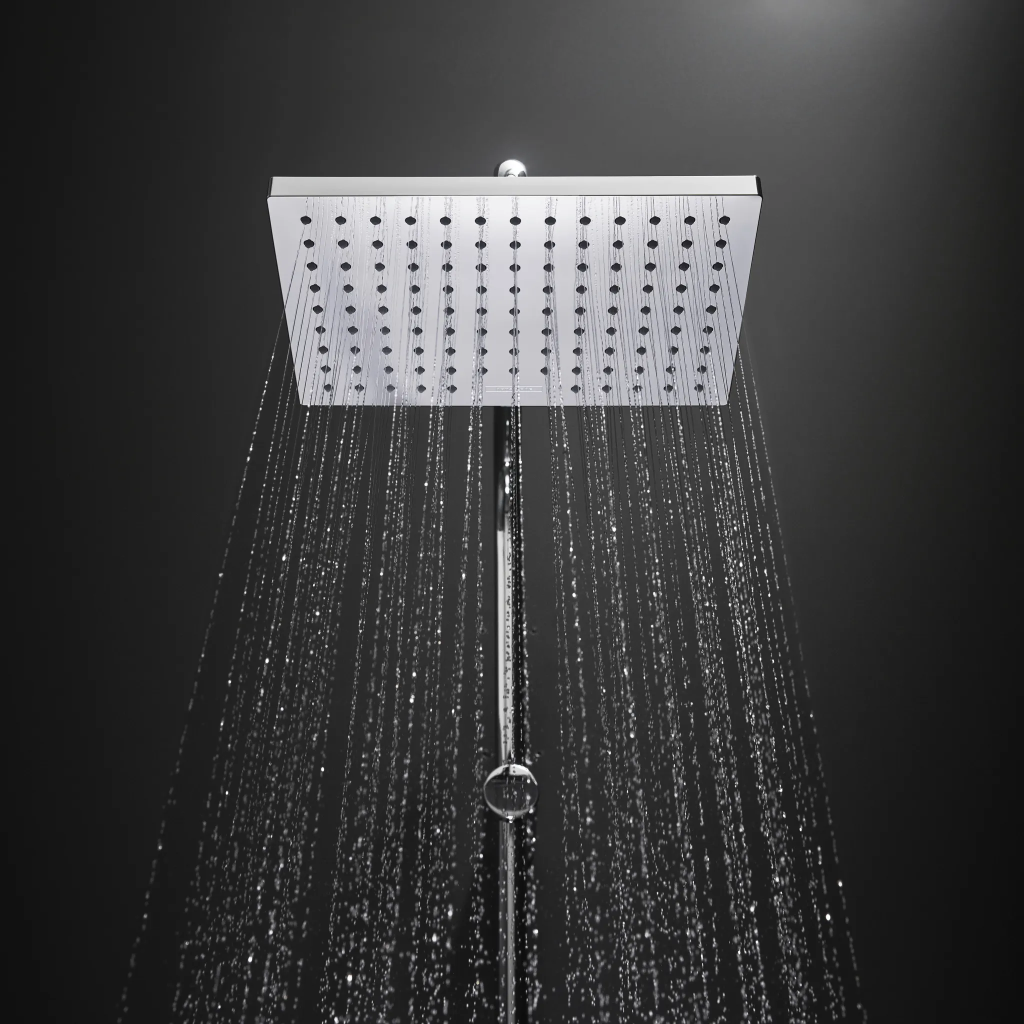 Showerpipe 230 1jet Vernis Shape chrom mit Wannenthermostat Showerpipe 230 1jet Vernis Shape chrom mit Wannenthermostat