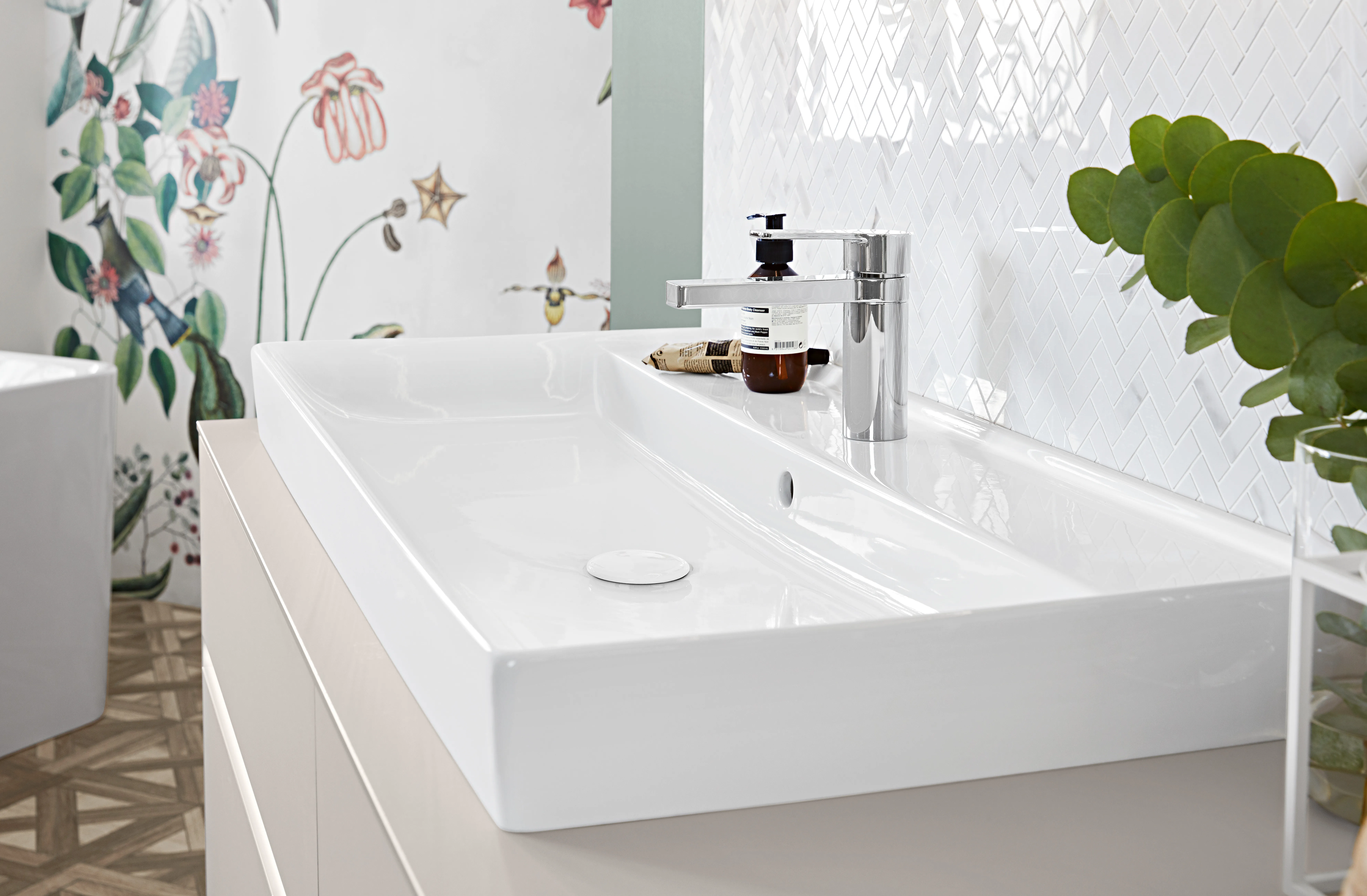 Villeroy & Boch Schrankwaschtisch aus TitanCeram geschliffen „Collaro“ 1000 × 470 × 160 mm, mit Hahnlochbohrung, Hahnlochposition mittig in Weiß Alpin Villeroy & Boch Schrankwaschtisch aus TitanCeram geschliffen „Collaro“ 1000 × 470 × 160 mm, mit Hahnlochbohrung, Hahnlochposition mittig in Weiß Alpin