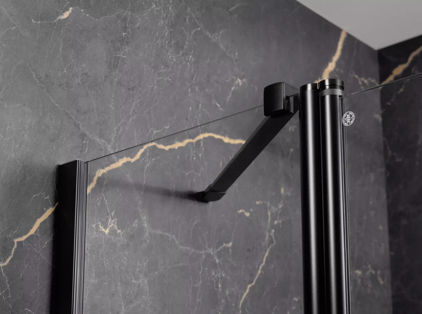 HSK teilgerahmte Eckeinstieg an Nebenteil mit Drehfalttür „Exklusiv 2.0“ Glas Klar hell, Profile Schwarz-matt, Scharniere Premium Softcube, H: 2000 mm HSK teilgerahmte Eckeinstieg an Nebenteil mit Drehfalttür „Exklusiv 2.0“ Glas Klar hell, Profile Schwarz-matt, Scharniere Premium Softcube, H: 2000 mm