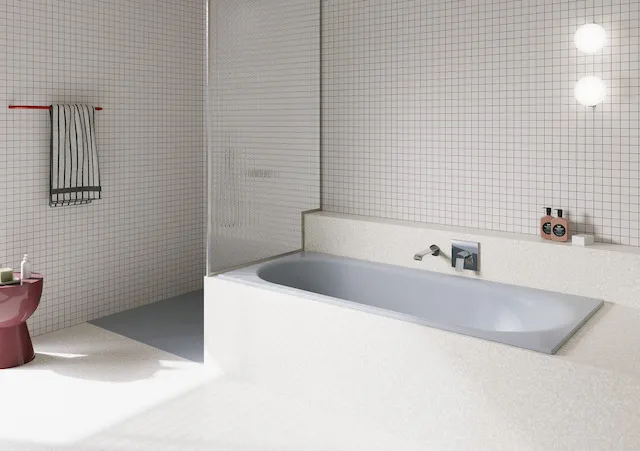 Bette Badewanne mit seitlichem Überlauf „BetteComodo“ rechteck 170 × 80 cm in Blue Satin, mit gegenüberliegendem Überlauf